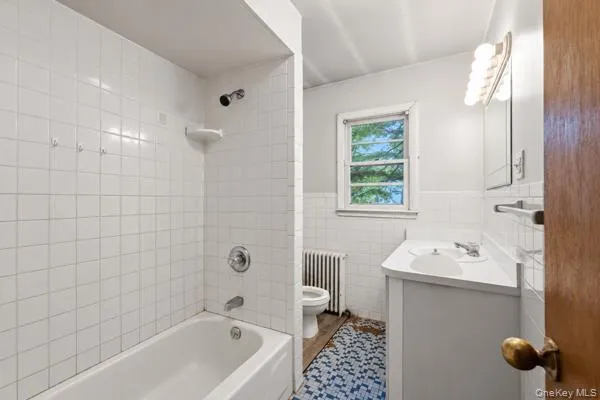 6 Thomas Street, Thompson, NY, 3 Bedrooms Bedrooms, 5 Rooms Rooms,2 BathroomsBathrooms,Residential,For Rent,Thomas,0,1049204 6 Thomas Street, Thompson, NY, 3 Bedrooms Bedrooms, 5 Rooms Rooms,2 BathroomsBathrooms,Residential,For Rent,Thomas,0,1049204