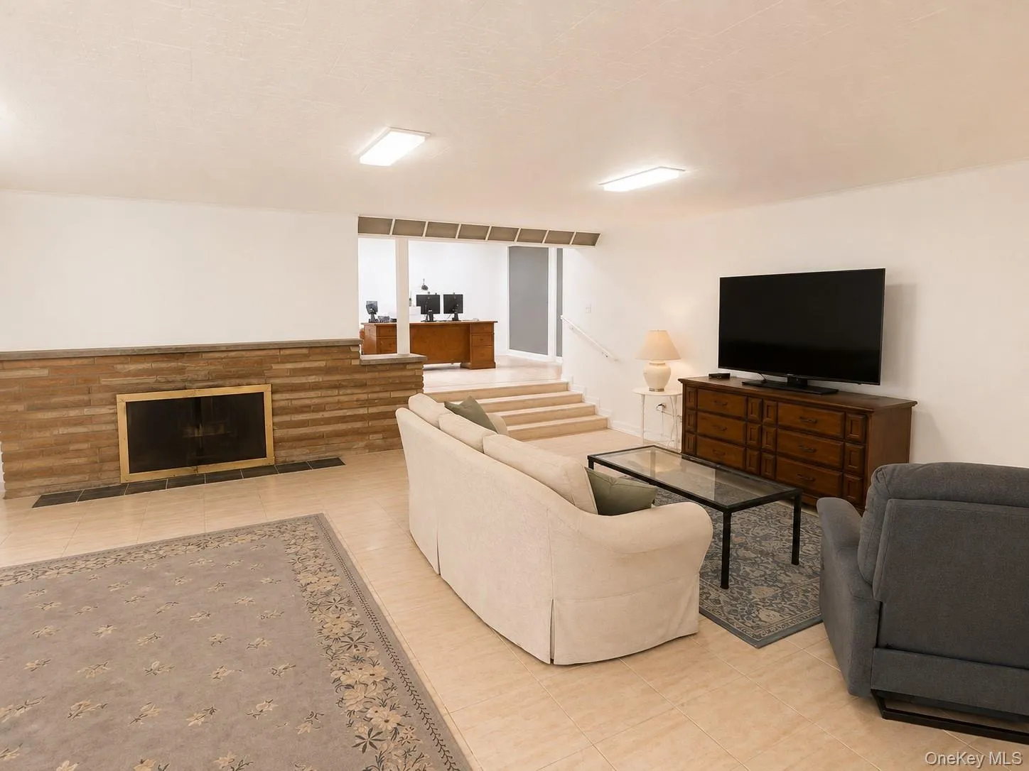 40 Maplewood Drive, Huntington, NY, 1 Bedroom Bedrooms, 5 Rooms Rooms,1 BathroomBathrooms,Residential Lease,For Rent,Maplewood,0,1049208 40 Maplewood Drive, Huntington, NY, 1 Bedroom Bedrooms, 5 Rooms Rooms,1 BathroomBathrooms,Residential Lease,For Rent,Maplewood,0,1049208