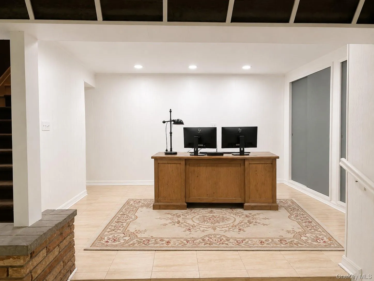 40 Maplewood Drive, Huntington, NY, 1 Bedroom Bedrooms, 5 Rooms Rooms,1 BathroomBathrooms,Residential Lease,For Rent,Maplewood,0,1049208 40 Maplewood Drive, Huntington, NY, 1 Bedroom Bedrooms, 5 Rooms Rooms,1 BathroomBathrooms,Residential Lease,For Rent,Maplewood,0,1049208