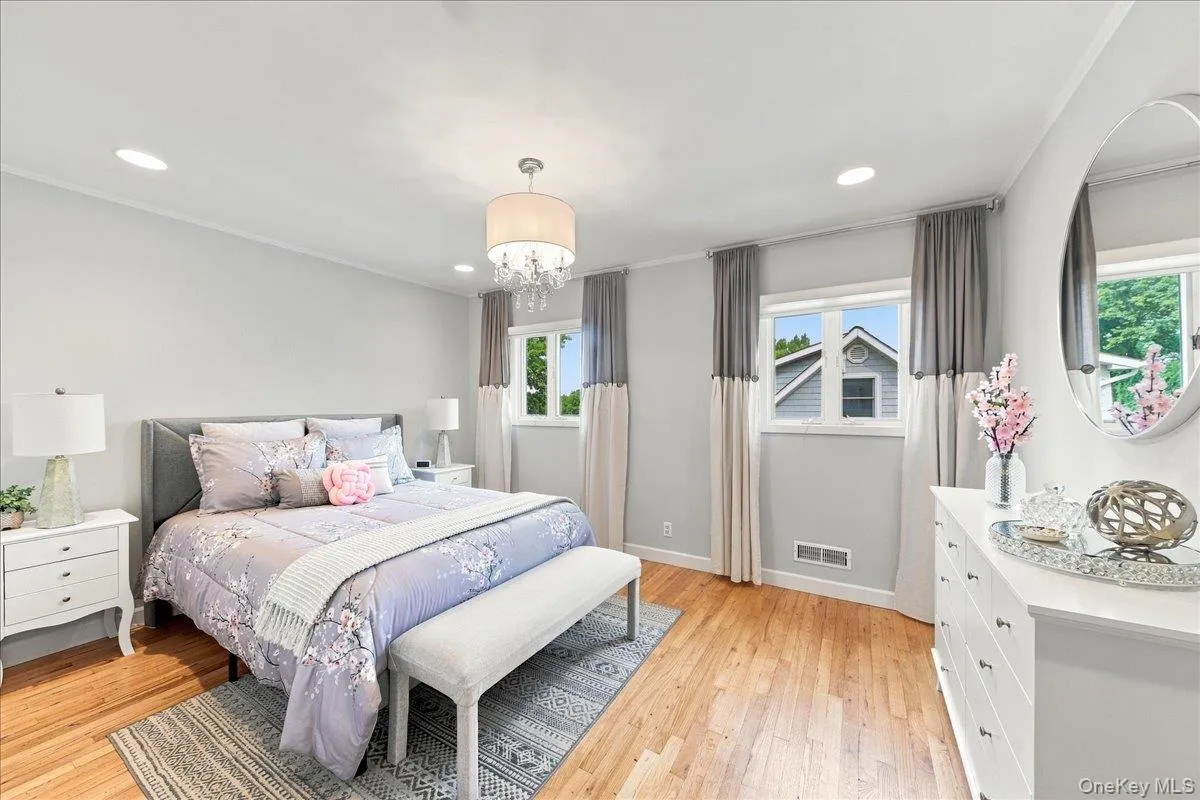 44 Montrose Road, Yonkers, NY, 3 Bedrooms Bedrooms, 9 Rooms Rooms,1 BathroomBathrooms,Residential,For Rent,Montrose,0,1049210 44 Montrose Road, Yonkers, NY, 3 Bedrooms Bedrooms, 9 Rooms Rooms,1 BathroomBathrooms,Residential,For Rent,Montrose,0,1049210