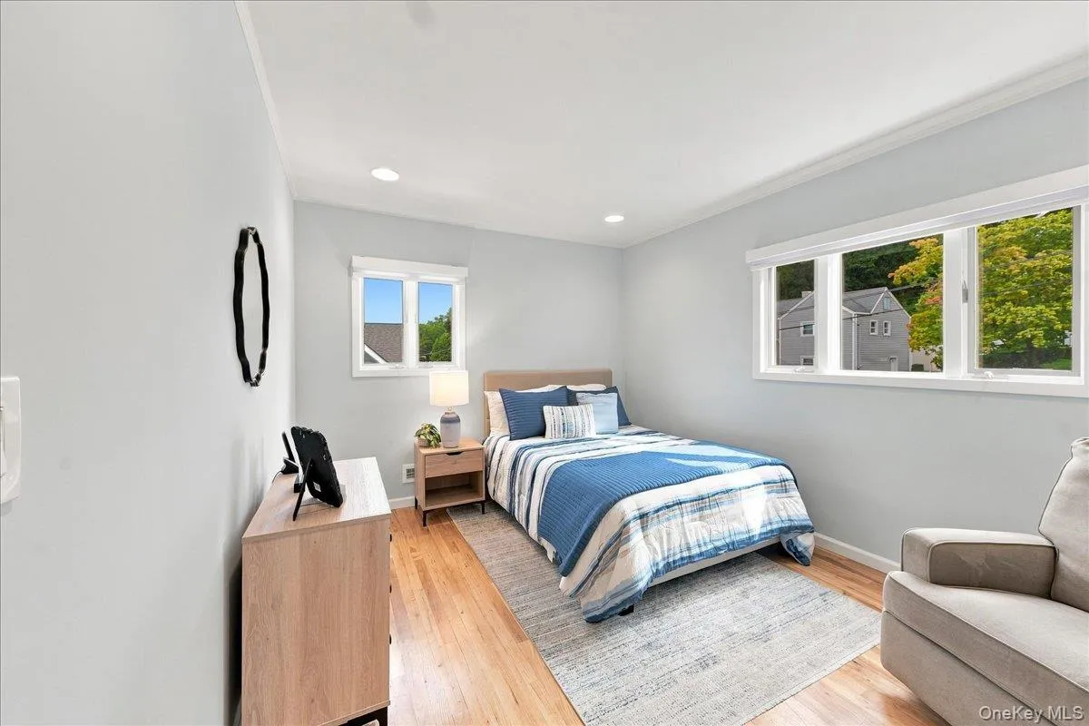 44 Montrose Road, Yonkers, NY, 3 Bedrooms Bedrooms, 9 Rooms Rooms,1 BathroomBathrooms,Residential,For Rent,Montrose,0,1049210 44 Montrose Road, Yonkers, NY, 3 Bedrooms Bedrooms, 9 Rooms Rooms,1 BathroomBathrooms,Residential,For Rent,Montrose,0,1049210