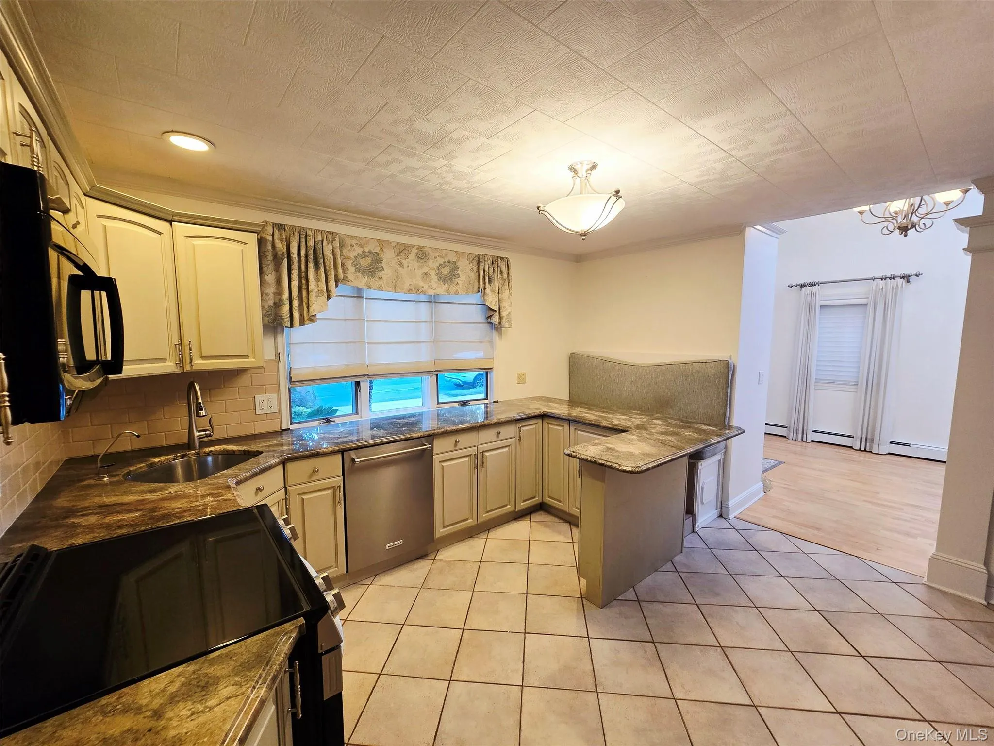 104 Choir Lane, Hempstead, NY, 4 Bedrooms Bedrooms, 8 Rooms Rooms,2 BathroomsBathrooms,Residential Lease,For Rent,Choir,0,1049211 104 Choir Lane, Hempstead, NY, 4 Bedrooms Bedrooms, 8 Rooms Rooms,2 BathroomsBathrooms,Residential Lease,For Rent,Choir,0,1049211