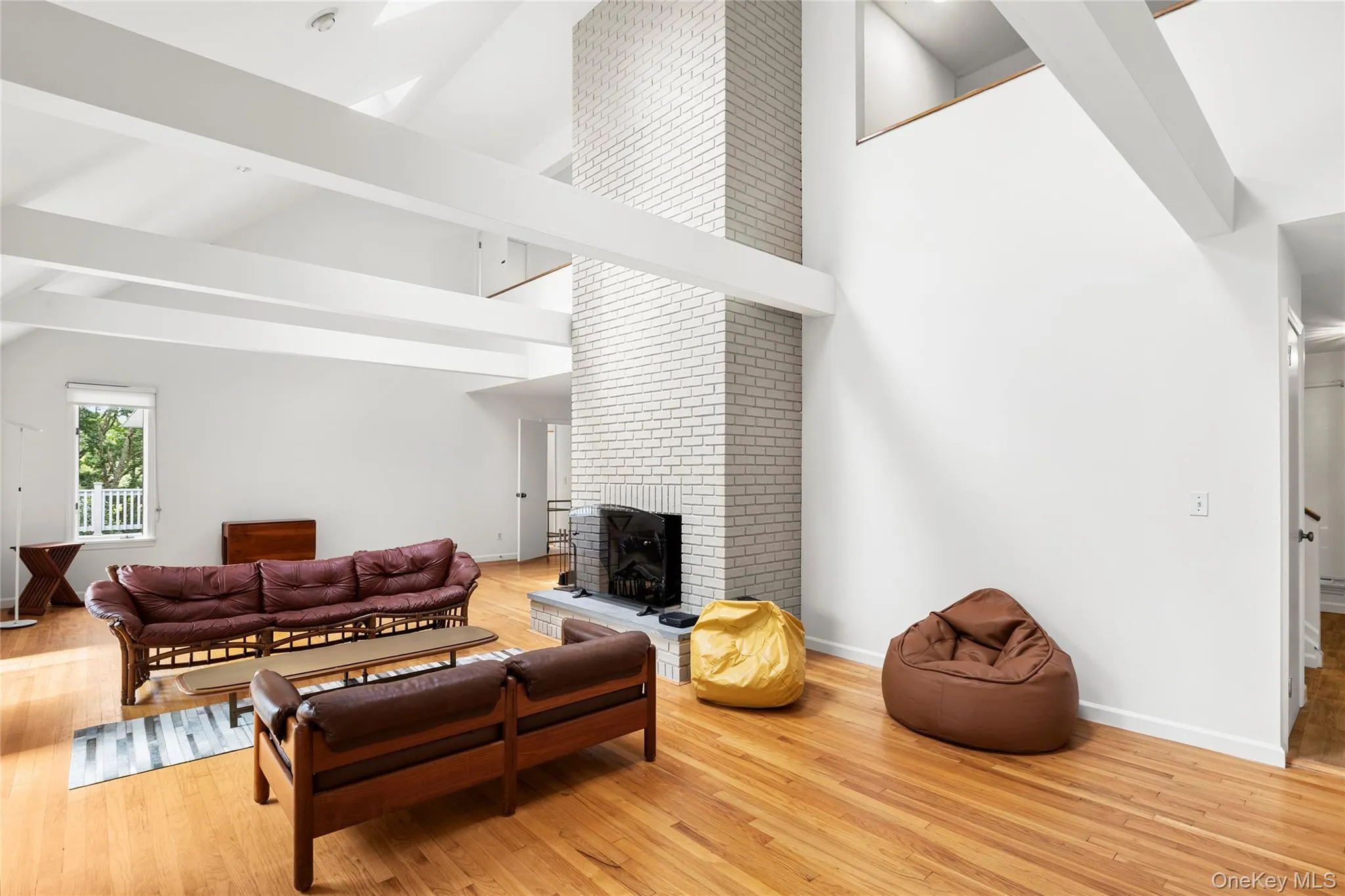 422 Montauk Highway, Southampton, NY, 4 Bedrooms Bedrooms, 10 Rooms Rooms,3 BathroomsBathrooms,Residential,For Rent,Montauk,0,1049213 422 Montauk Highway, Southampton, NY, 4 Bedrooms Bedrooms, 10 Rooms Rooms,3 BathroomsBathrooms,Residential,For Rent,Montauk,0,1049213