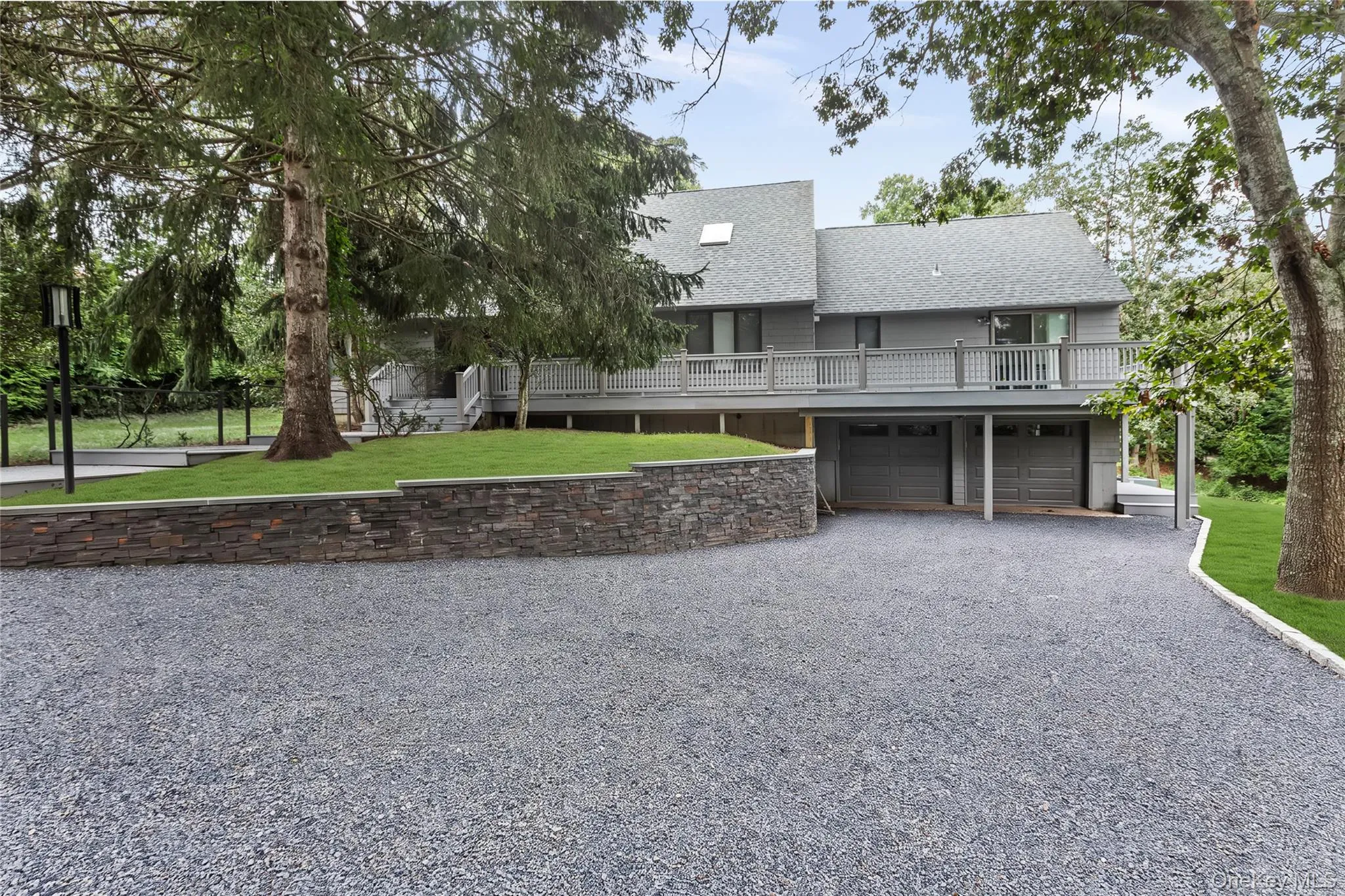 422 Montauk Highway, Southampton, NY, 4 Bedrooms Bedrooms, 10 Rooms Rooms,3 BathroomsBathrooms,Residential,For Rent,Montauk,0,1049213 422 Montauk Highway, Southampton, NY, 4 Bedrooms Bedrooms, 10 Rooms Rooms,3 BathroomsBathrooms,Residential,For Rent,Montauk,0,1049213