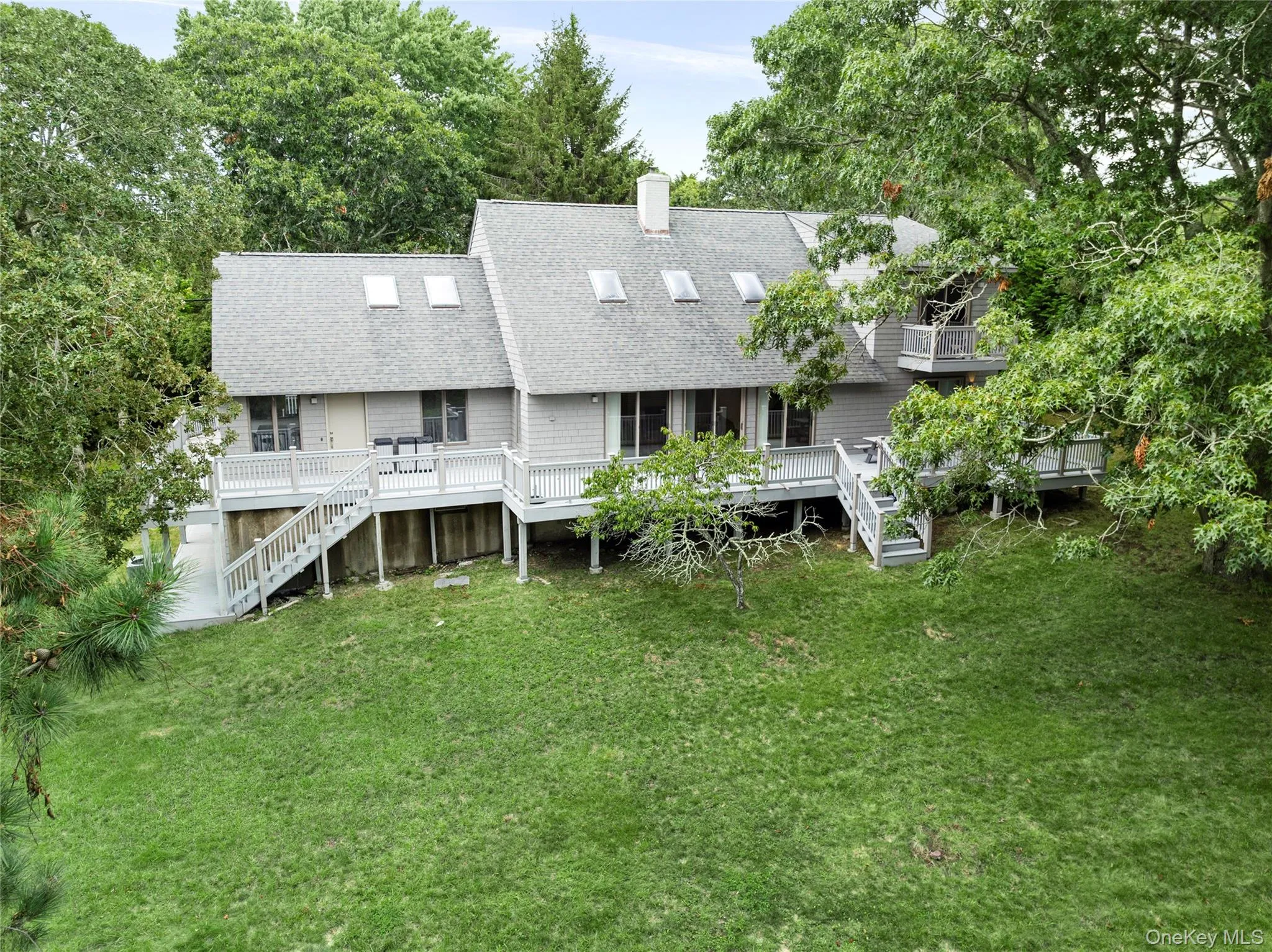 422 Montauk Highway, Southampton, NY, 4 Bedrooms Bedrooms, 10 Rooms Rooms,3 BathroomsBathrooms,Residential,For Rent,Montauk,0,1049213 422 Montauk Highway, Southampton, NY, 4 Bedrooms Bedrooms, 10 Rooms Rooms,3 BathroomsBathrooms,Residential,For Rent,Montauk,0,1049213