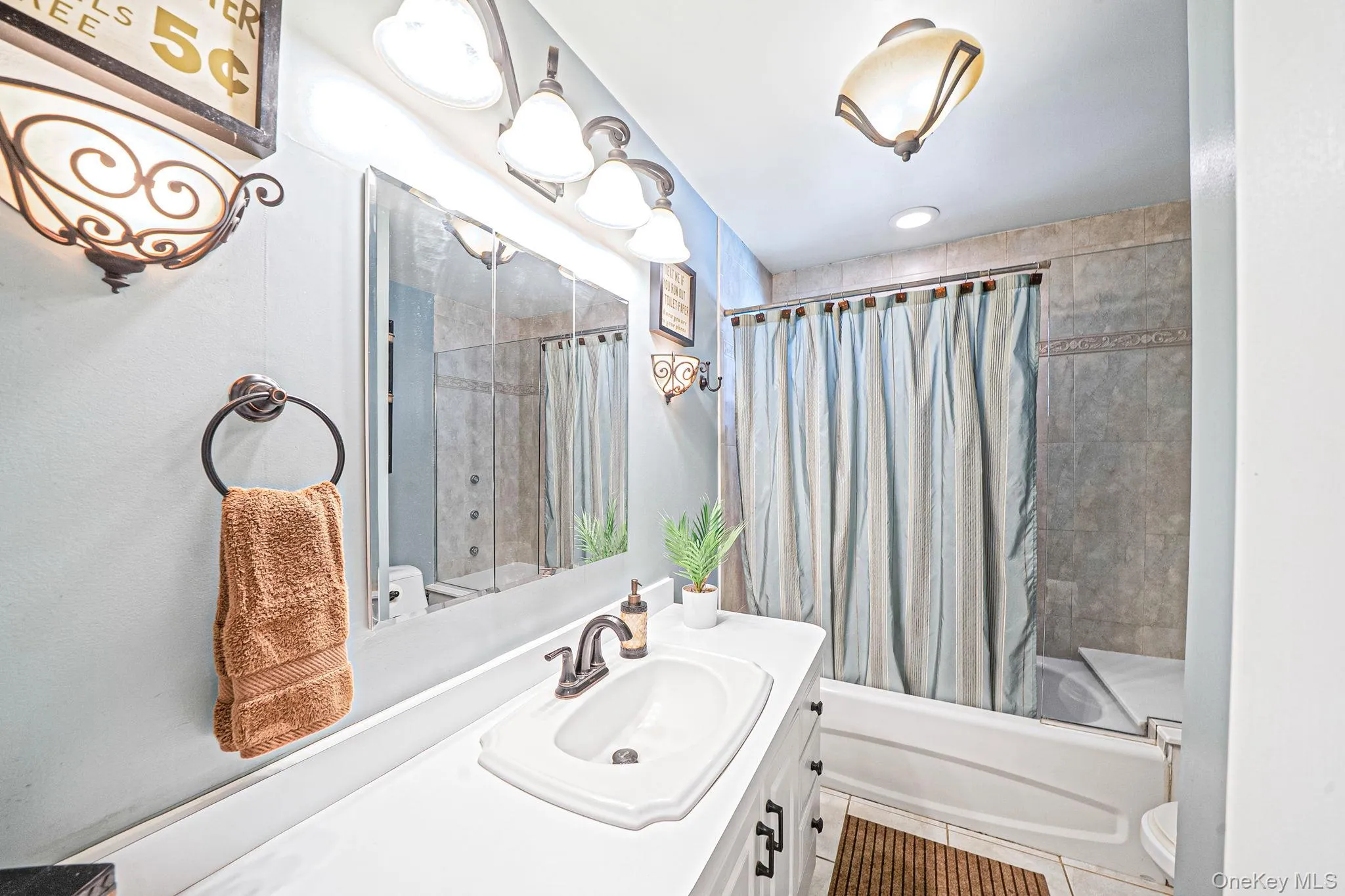 60 Westwood Avenue, Babylon, NY, 3 Bedrooms Bedrooms, 12 Rooms Rooms,2 BathroomsBathrooms,Residential,For Rent,Westwood,0,1049214 60 Westwood Avenue, Babylon, NY, 3 Bedrooms Bedrooms, 12 Rooms Rooms,2 BathroomsBathrooms,Residential,For Rent,Westwood,0,1049214