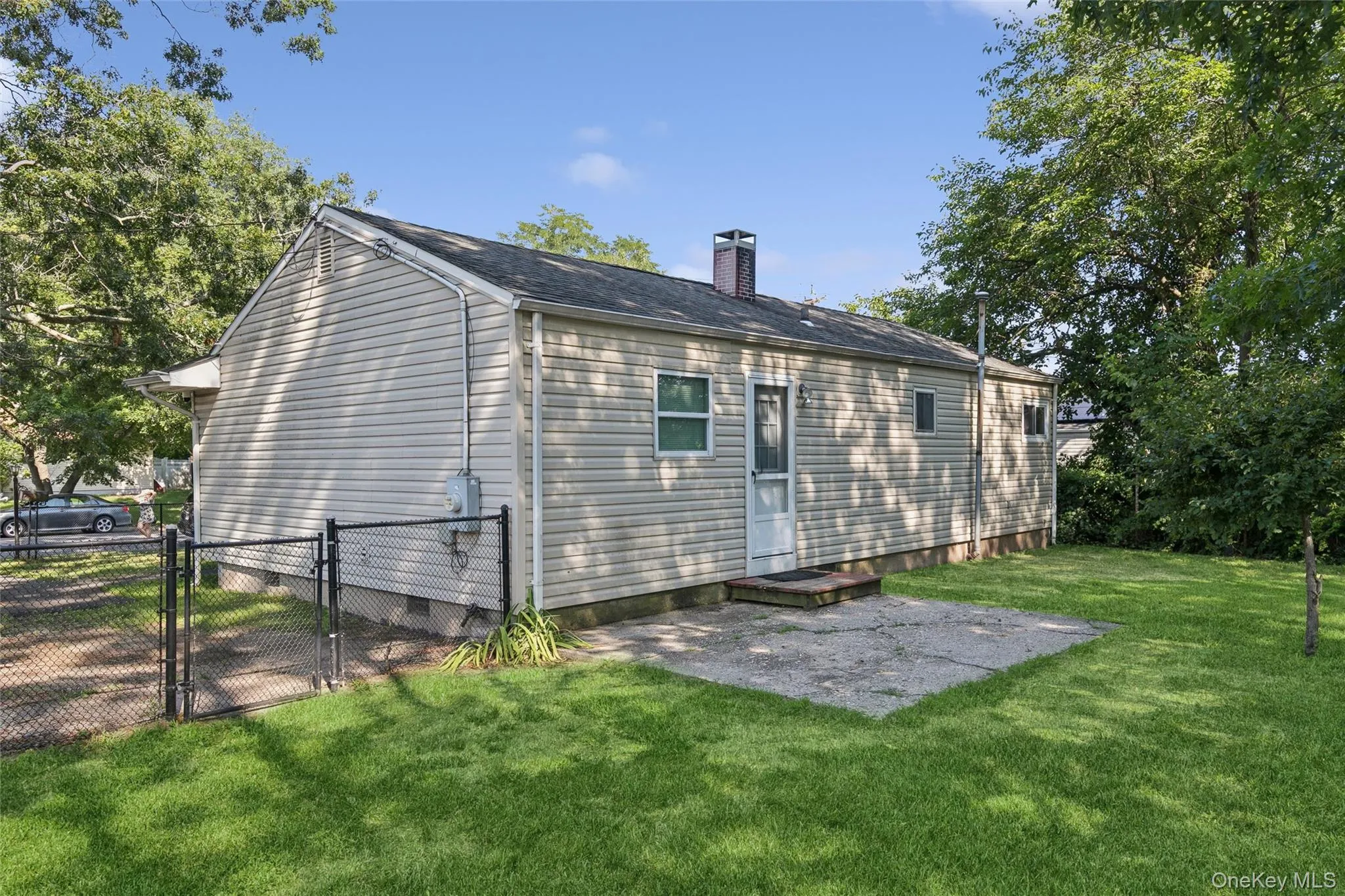 2719 Connecticut Avenue, Brookhaven, NY, 3 Bedrooms Bedrooms, 5 Rooms Rooms,1 BathroomBathrooms,Residential,For Rent,Connecticut,0,1049216 2719 Connecticut Avenue, Brookhaven, NY, 3 Bedrooms Bedrooms, 5 Rooms Rooms,1 BathroomBathrooms,Residential,For Rent,Connecticut,0,1049216