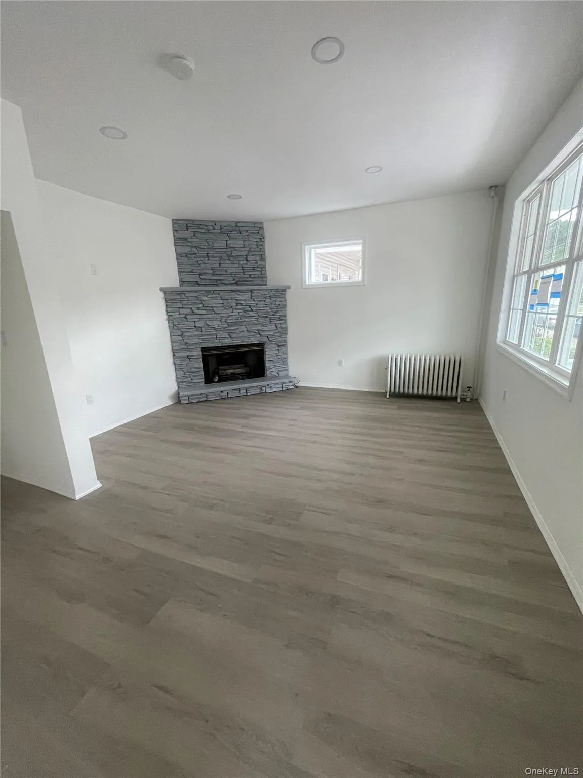 42 knox Street, Luzerne, PA, 5 Bedrooms Bedrooms, 14 Rooms Rooms,2 BathroomsBathrooms,Residential,For Rent,knox,0,1049217 42 knox Street, Luzerne, PA, 5 Bedrooms Bedrooms, 14 Rooms Rooms,2 BathroomsBathrooms,Residential,For Rent,knox,0,1049217