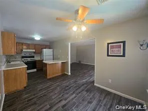 49 Jimal Drive, Middletown, NY, 2 Bedrooms Bedrooms, 4 Rooms Rooms,1 BathroomBathrooms,Residential Lease,For Rent,Jimal,0,1049218 49 Jimal Drive, Middletown, NY, 2 Bedrooms Bedrooms, 4 Rooms Rooms,1 BathroomBathrooms,Residential Lease,For Rent,Jimal,0,1049218