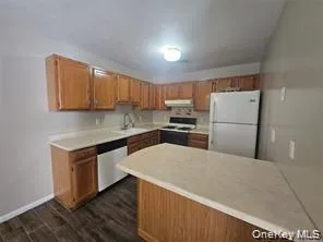 49 Jimal Drive, Middletown, NY, 2 Bedrooms Bedrooms, 4 Rooms Rooms,1 BathroomBathrooms,Residential Lease,For Rent,Jimal,0,1049218 49 Jimal Drive, Middletown, NY, 2 Bedrooms Bedrooms, 4 Rooms Rooms,1 BathroomBathrooms,Residential Lease,For Rent,Jimal,0,1049218