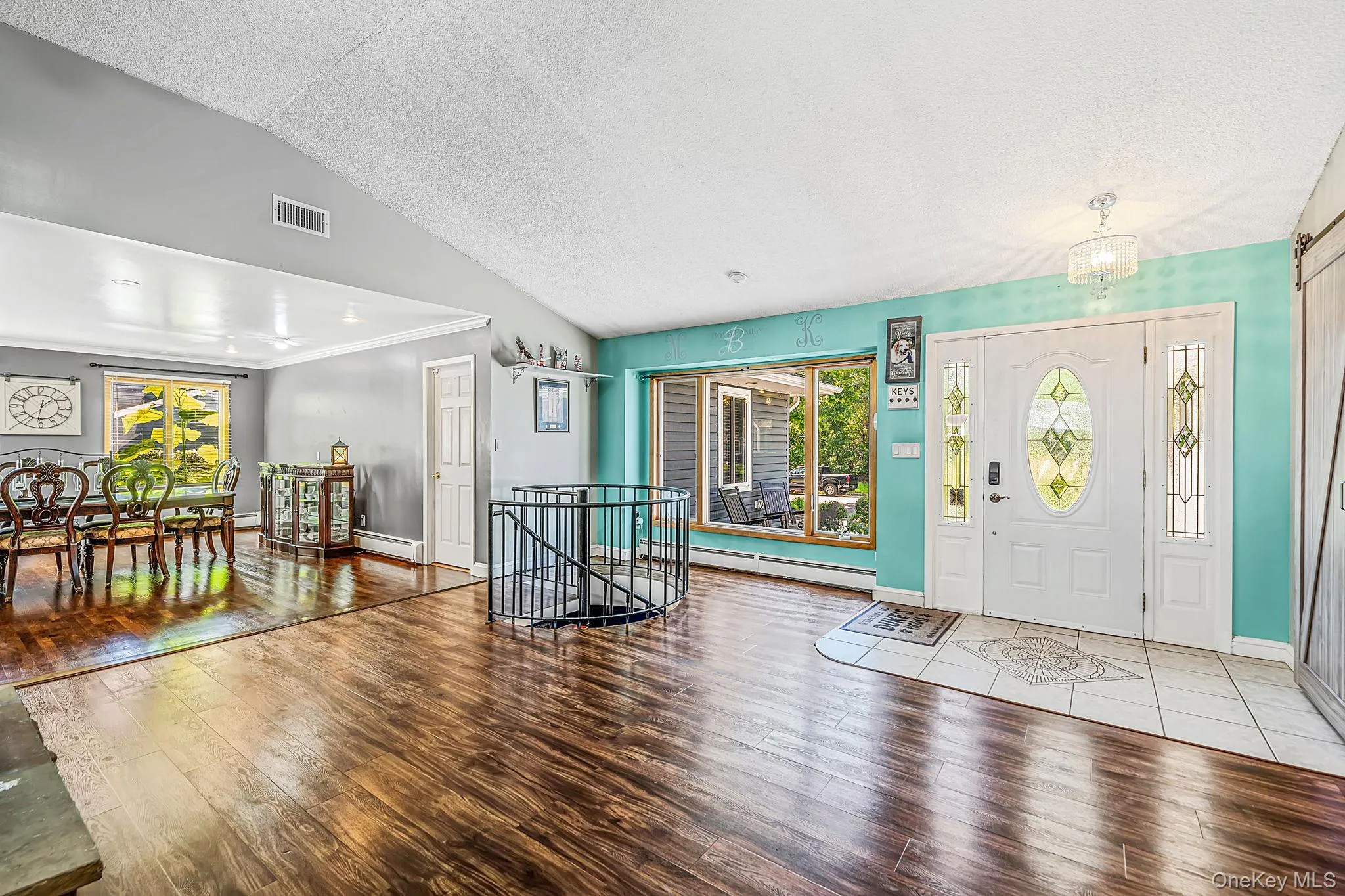 17 Mill Street, Brookhaven, NY, 4 Bedrooms Bedrooms, 8 Rooms Rooms,2 BathroomsBathrooms,Residential,For Rent,Mill,0,1049223 17 Mill Street, Brookhaven, NY, 4 Bedrooms Bedrooms, 8 Rooms Rooms,2 BathroomsBathrooms,Residential,For Rent,Mill,0,1049223