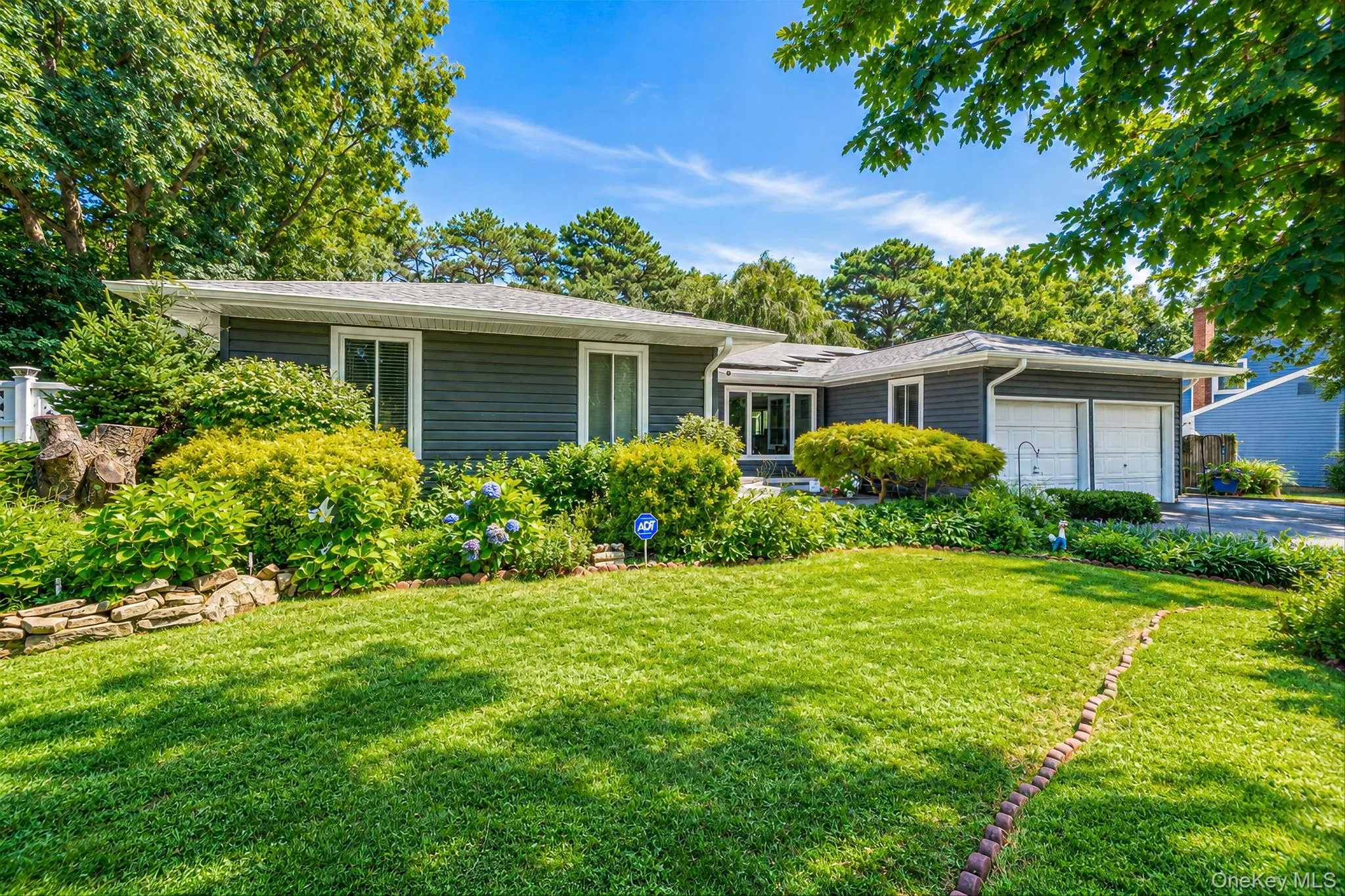 17 Mill Street, Brookhaven, NY, 4 Bedrooms Bedrooms, 8 Rooms Rooms,2 BathroomsBathrooms,Residential,For Rent,Mill,0,1049223 17 Mill Street, Brookhaven, NY, 4 Bedrooms Bedrooms, 8 Rooms Rooms,2 BathroomsBathrooms,Residential,For Rent,Mill,0,1049223