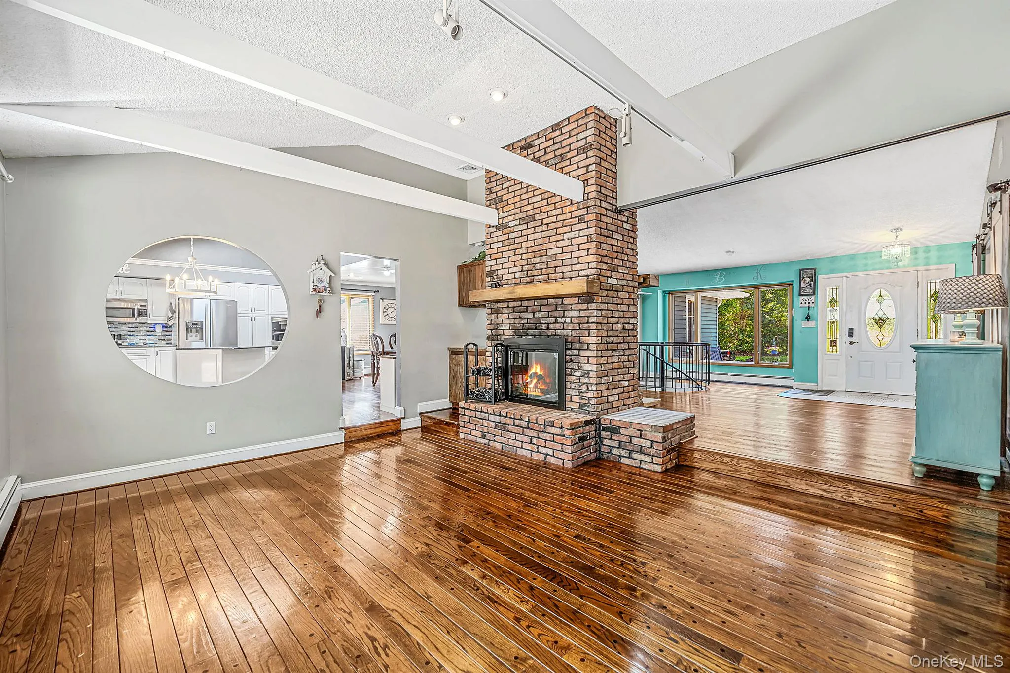 17 Mill Street, Brookhaven, NY, 4 Bedrooms Bedrooms, 8 Rooms Rooms,2 BathroomsBathrooms,Residential,For Rent,Mill,0,1049223 17 Mill Street, Brookhaven, NY, 4 Bedrooms Bedrooms, 8 Rooms Rooms,2 BathroomsBathrooms,Residential,For Rent,Mill,0,1049223