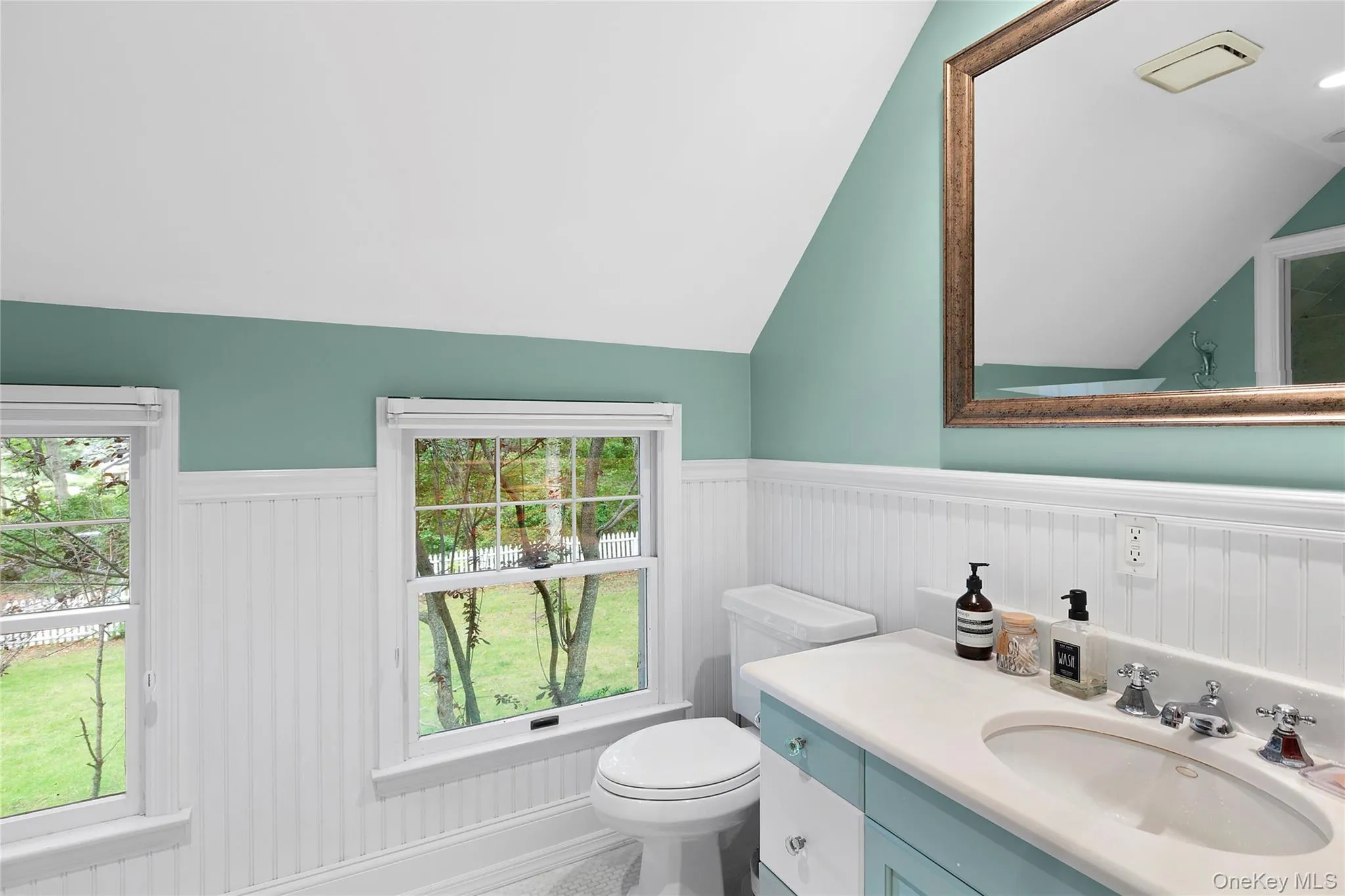 16 Stock Farm Lane, Southampton, NY, 5 Bedrooms Bedrooms, 5 Rooms Rooms,4 BathroomsBathrooms,Residential,For Rent,Stock Farm,0,1049226 16 Stock Farm Lane, Southampton, NY, 5 Bedrooms Bedrooms, 5 Rooms Rooms,4 BathroomsBathrooms,Residential,For Rent,Stock Farm,0,1049226
