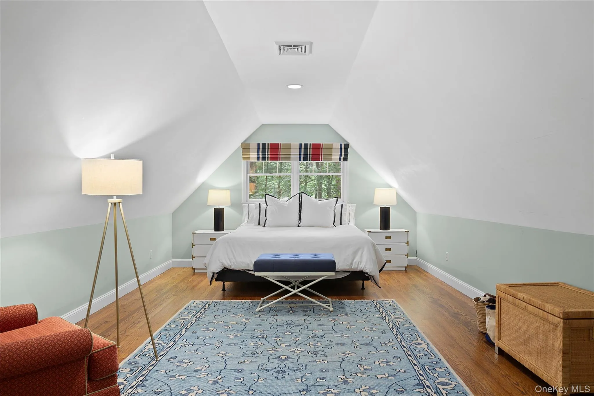 16 Stock Farm Lane, Southampton, NY, 5 Bedrooms Bedrooms, 5 Rooms Rooms,4 BathroomsBathrooms,Residential,For Rent,Stock Farm,0,1049226 16 Stock Farm Lane, Southampton, NY, 5 Bedrooms Bedrooms, 5 Rooms Rooms,4 BathroomsBathrooms,Residential,For Rent,Stock Farm,0,1049226