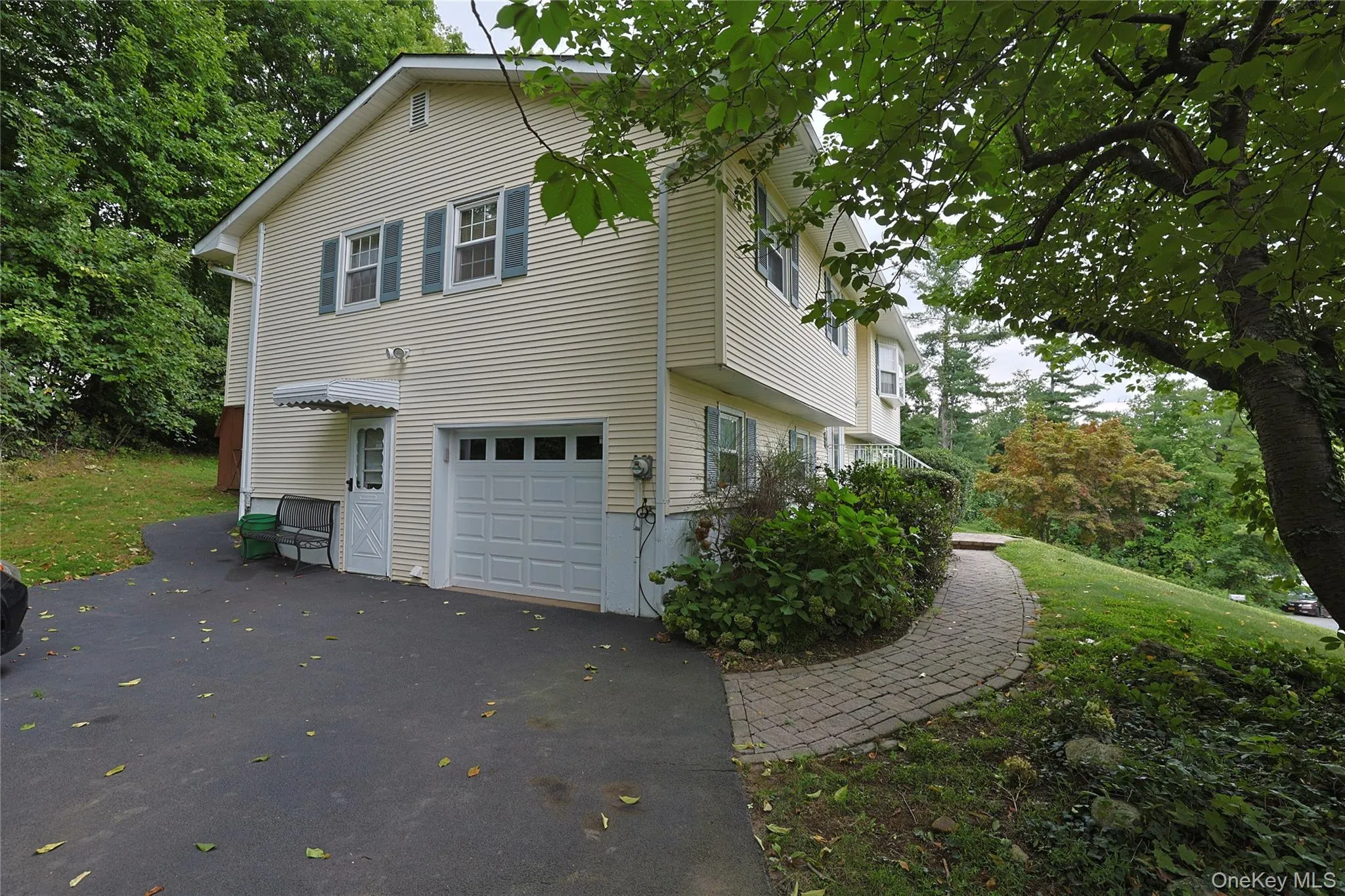 60 Gerardine Place, Clarkstown, NY, 4 Bedrooms Bedrooms, 11 Rooms Rooms,2 BathroomsBathrooms,Residential,For Rent,Gerardine,0,1049227 60 Gerardine Place, Clarkstown, NY, 4 Bedrooms Bedrooms, 11 Rooms Rooms,2 BathroomsBathrooms,Residential,For Rent,Gerardine,0,1049227