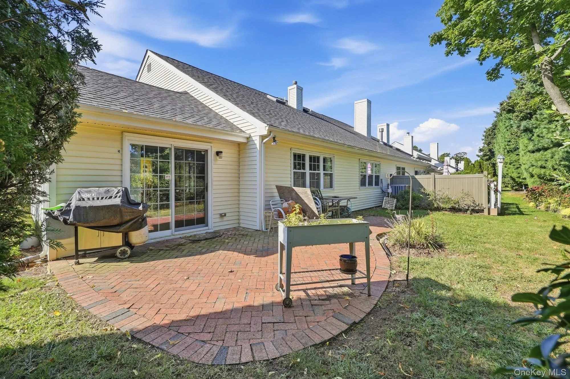 4 Joyces Way, Islip, NY, 3 Bedrooms Bedrooms, 8 Rooms Rooms,2 BathroomsBathrooms,Residential,For Rent,Joyces,0,1049230 4 Joyces Way, Islip, NY, 3 Bedrooms Bedrooms, 8 Rooms Rooms,2 BathroomsBathrooms,Residential,For Rent,Joyces,0,1049230