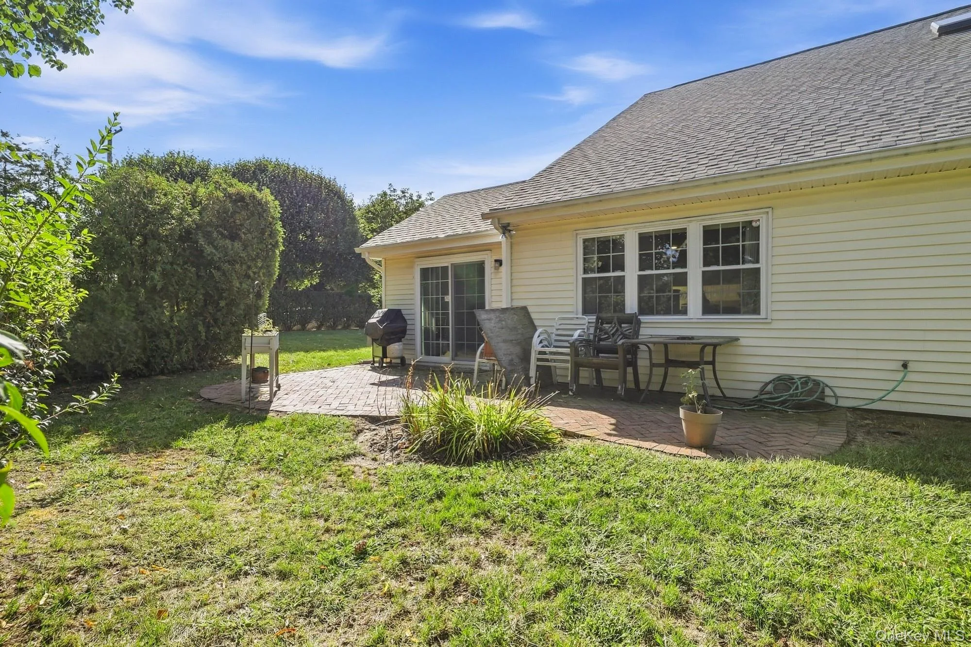 4 Joyces Way, Islip, NY, 3 Bedrooms Bedrooms, 8 Rooms Rooms,2 BathroomsBathrooms,Residential,For Rent,Joyces,0,1049230 4 Joyces Way, Islip, NY, 3 Bedrooms Bedrooms, 8 Rooms Rooms,2 BathroomsBathrooms,Residential,For Rent,Joyces,0,1049230