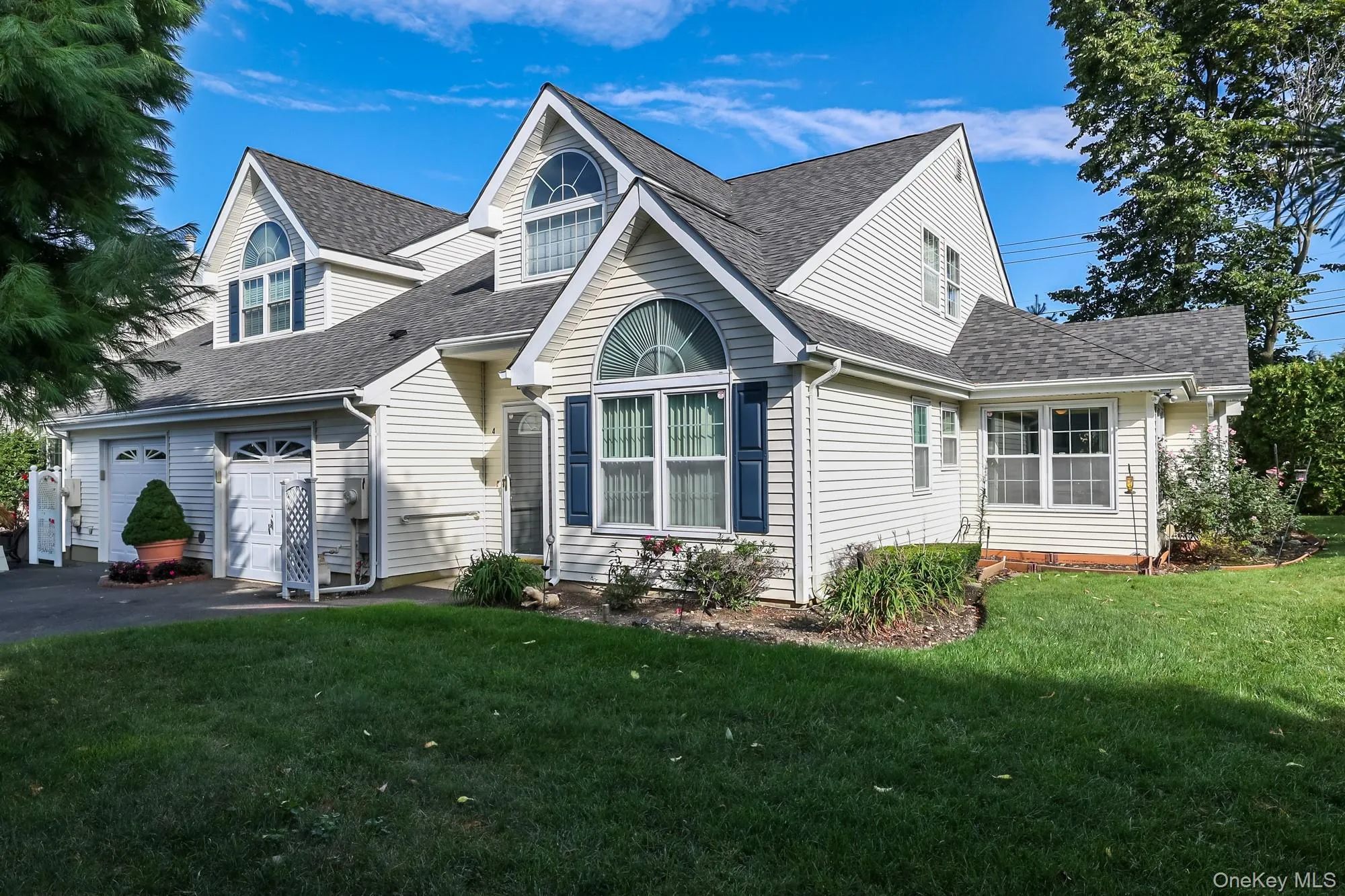 4 Joyces Way, Islip, NY, 3 Bedrooms Bedrooms, 8 Rooms Rooms,2 BathroomsBathrooms,Residential,For Rent,Joyces,0,1049230 4 Joyces Way, Islip, NY, 3 Bedrooms Bedrooms, 8 Rooms Rooms,2 BathroomsBathrooms,Residential,For Rent,Joyces,0,1049230
