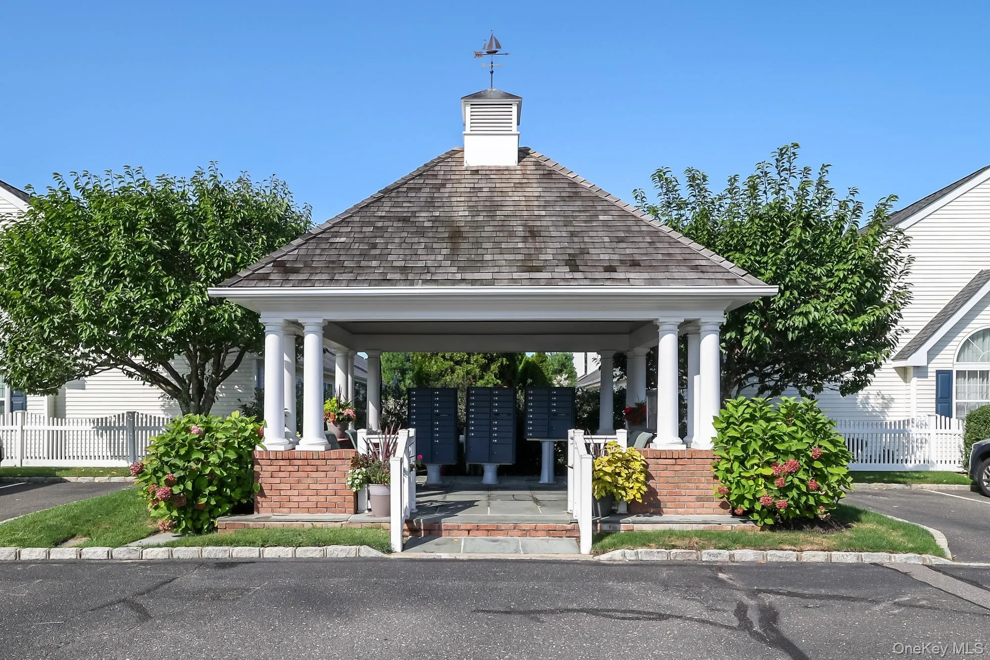 4 Joyces Way, Islip, NY, 3 Bedrooms Bedrooms, 8 Rooms Rooms,2 BathroomsBathrooms,Residential,For Rent,Joyces,0,1049230 4 Joyces Way, Islip, NY, 3 Bedrooms Bedrooms, 8 Rooms Rooms,2 BathroomsBathrooms,Residential,For Rent,Joyces,0,1049230