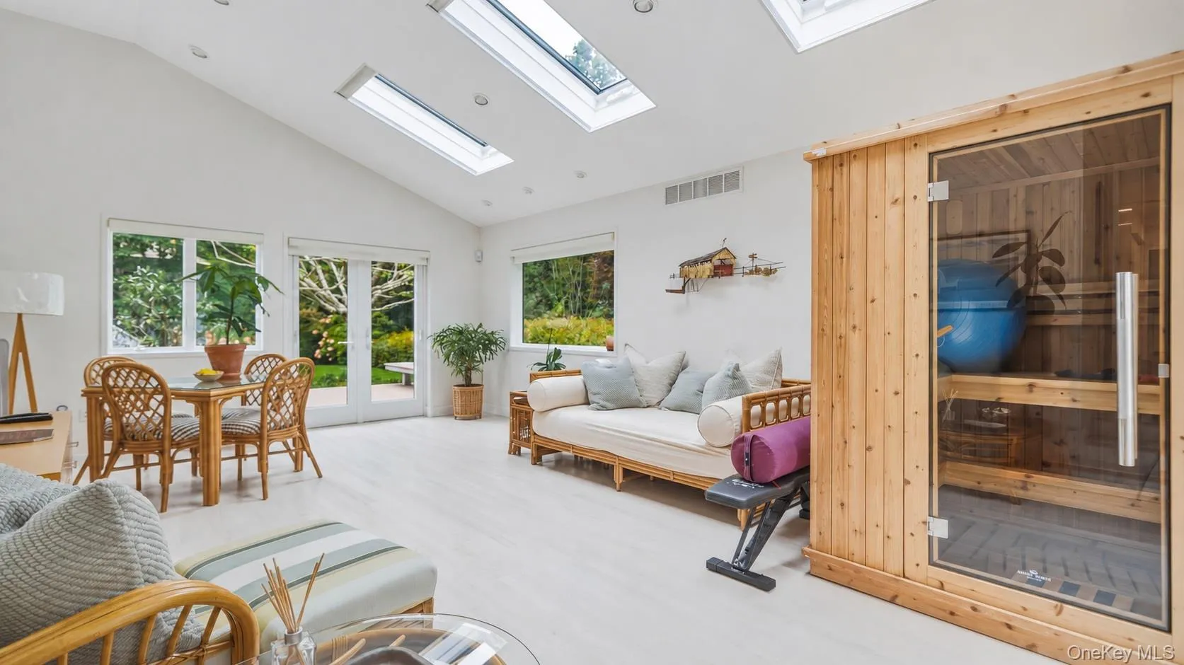 58 Bucks Path, East Hampton, NY, 5 Bedrooms Bedrooms, 5 Rooms Rooms,5 BathroomsBathrooms,Residential,For Rent,Bucks,0,1049231 58 Bucks Path, East Hampton, NY, 5 Bedrooms Bedrooms, 5 Rooms Rooms,5 BathroomsBathrooms,Residential,For Rent,Bucks,0,1049231