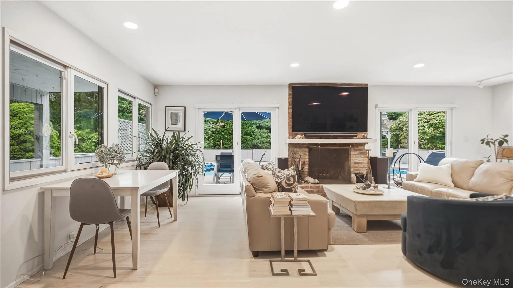 58 Bucks Path, East Hampton, NY, 5 Bedrooms Bedrooms, 5 Rooms Rooms,5 BathroomsBathrooms,Residential,For Rent,Bucks,0,1049231 58 Bucks Path, East Hampton, NY, 5 Bedrooms Bedrooms, 5 Rooms Rooms,5 BathroomsBathrooms,Residential,For Rent,Bucks,0,1049231