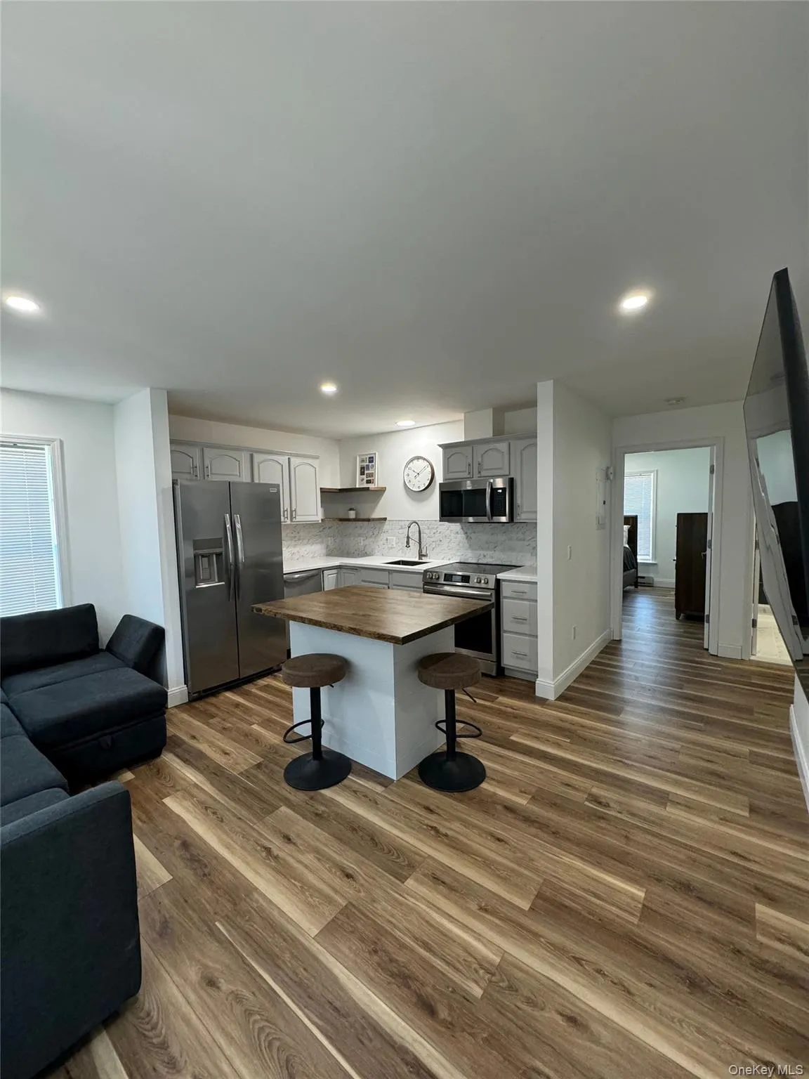 1000 9th Street, Southold, NY, 1 Bedroom Bedrooms, 2 Rooms Rooms,1 BathroomBathrooms,Residential Lease,For Rent,9th,0,1049239 1000 9th Street, Southold, NY, 1 Bedroom Bedrooms, 2 Rooms Rooms,1 BathroomBathrooms,Residential Lease,For Rent,9th,0,1049239