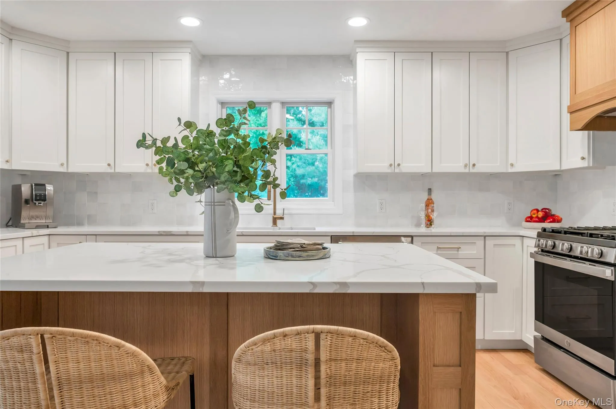 117 Montauk Boulevard, East Hampton, NY, 4 Bedrooms Bedrooms, 6 Rooms Rooms,3 BathroomsBathrooms,Residential,For Rent,Montauk,0,1049240 117 Montauk Boulevard, East Hampton, NY, 4 Bedrooms Bedrooms, 6 Rooms Rooms,3 BathroomsBathrooms,Residential,For Rent,Montauk,0,1049240