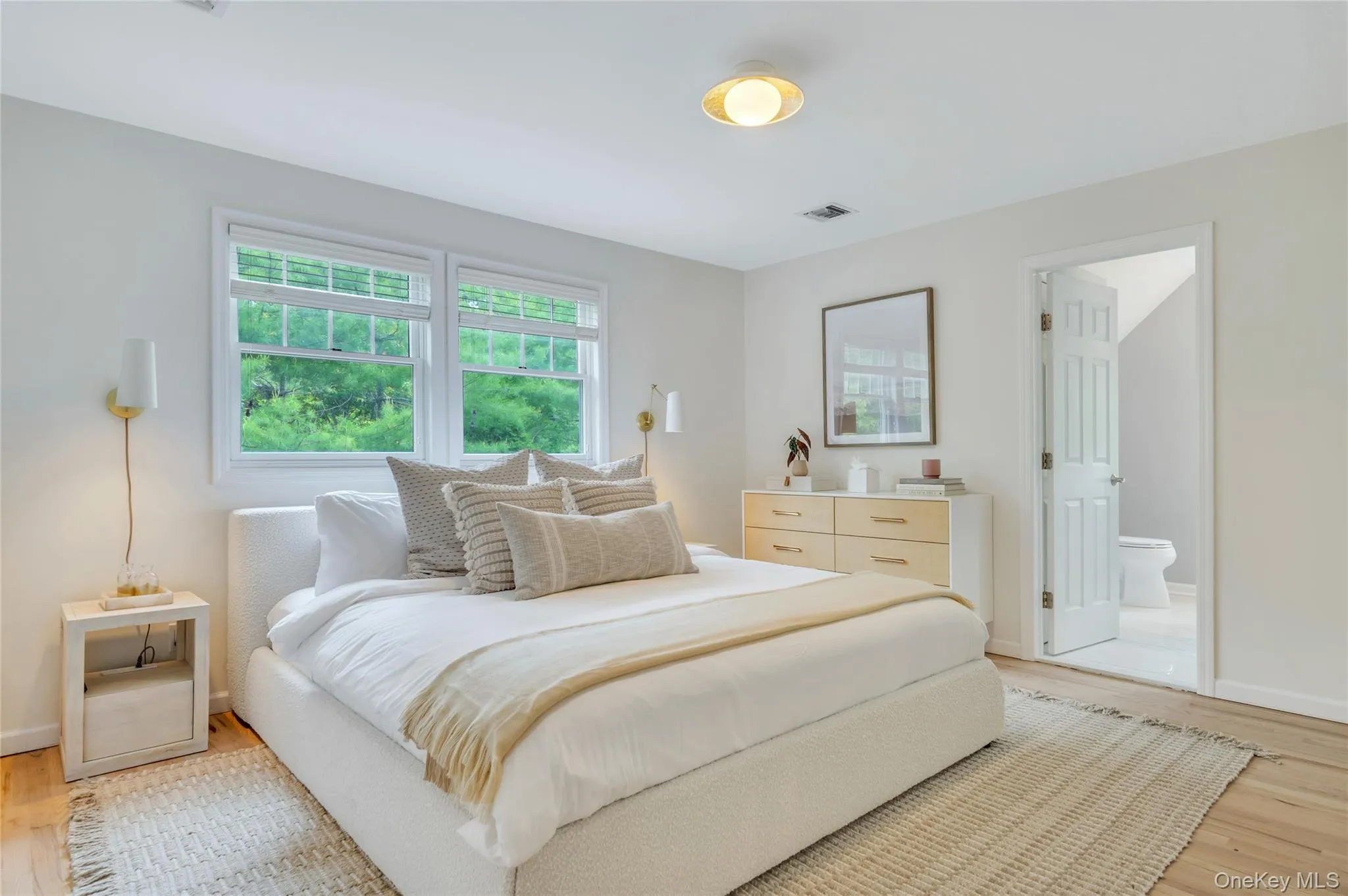 117 Montauk Boulevard, East Hampton, NY, 4 Bedrooms Bedrooms, 6 Rooms Rooms,3 BathroomsBathrooms,Residential,For Rent,Montauk,0,1049240 117 Montauk Boulevard, East Hampton, NY, 4 Bedrooms Bedrooms, 6 Rooms Rooms,3 BathroomsBathrooms,Residential,For Rent,Montauk,0,1049240