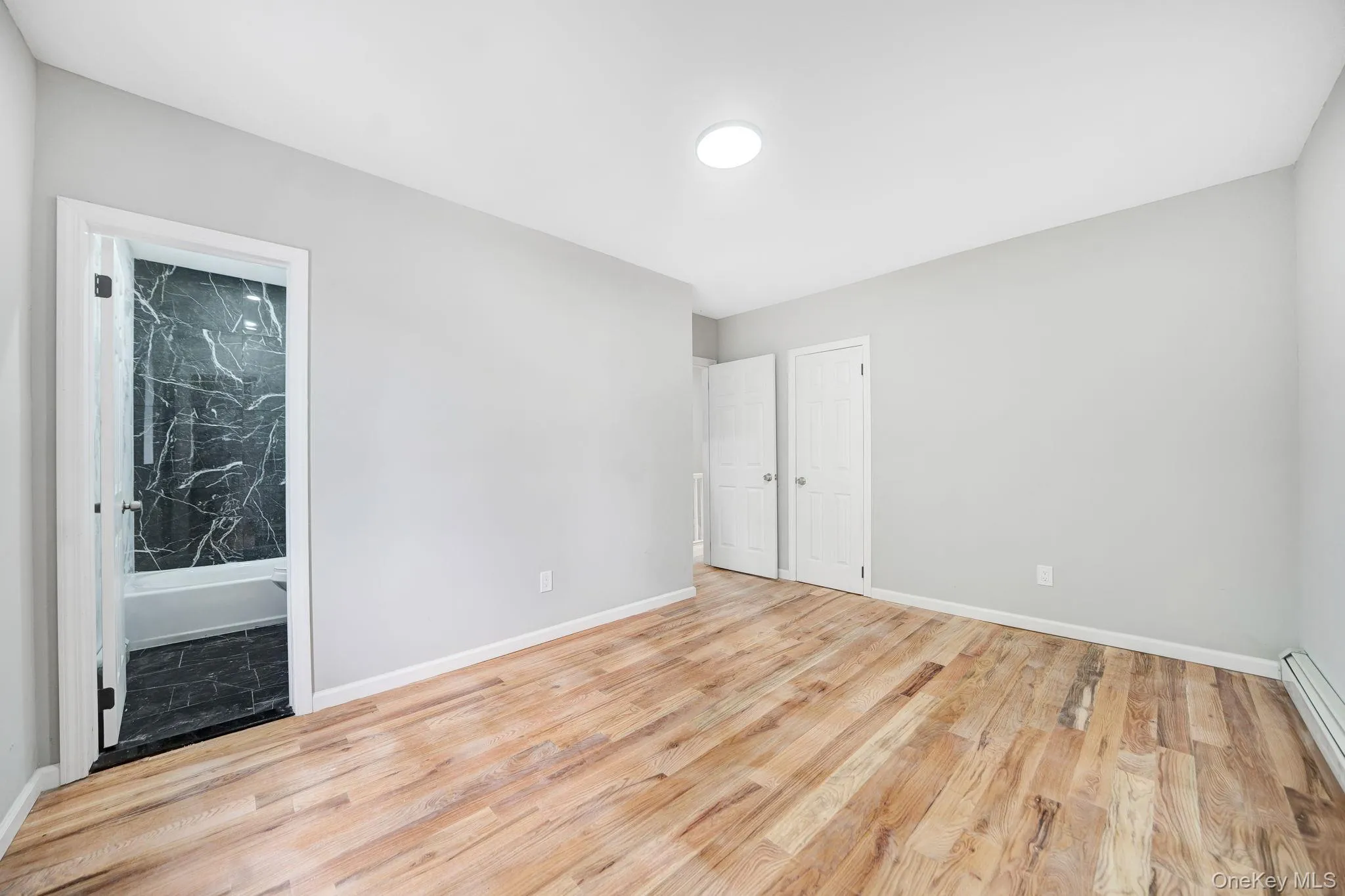21933 Edgewood Avenue, New York, NY, 4 Bedrooms Bedrooms, ,4 BathroomsBathrooms,Residential,For Rent,Edgewood,0,1049246 21933 Edgewood Avenue, New York, NY, 4 Bedrooms Bedrooms, ,4 BathroomsBathrooms,Residential,For Rent,Edgewood,0,1049246