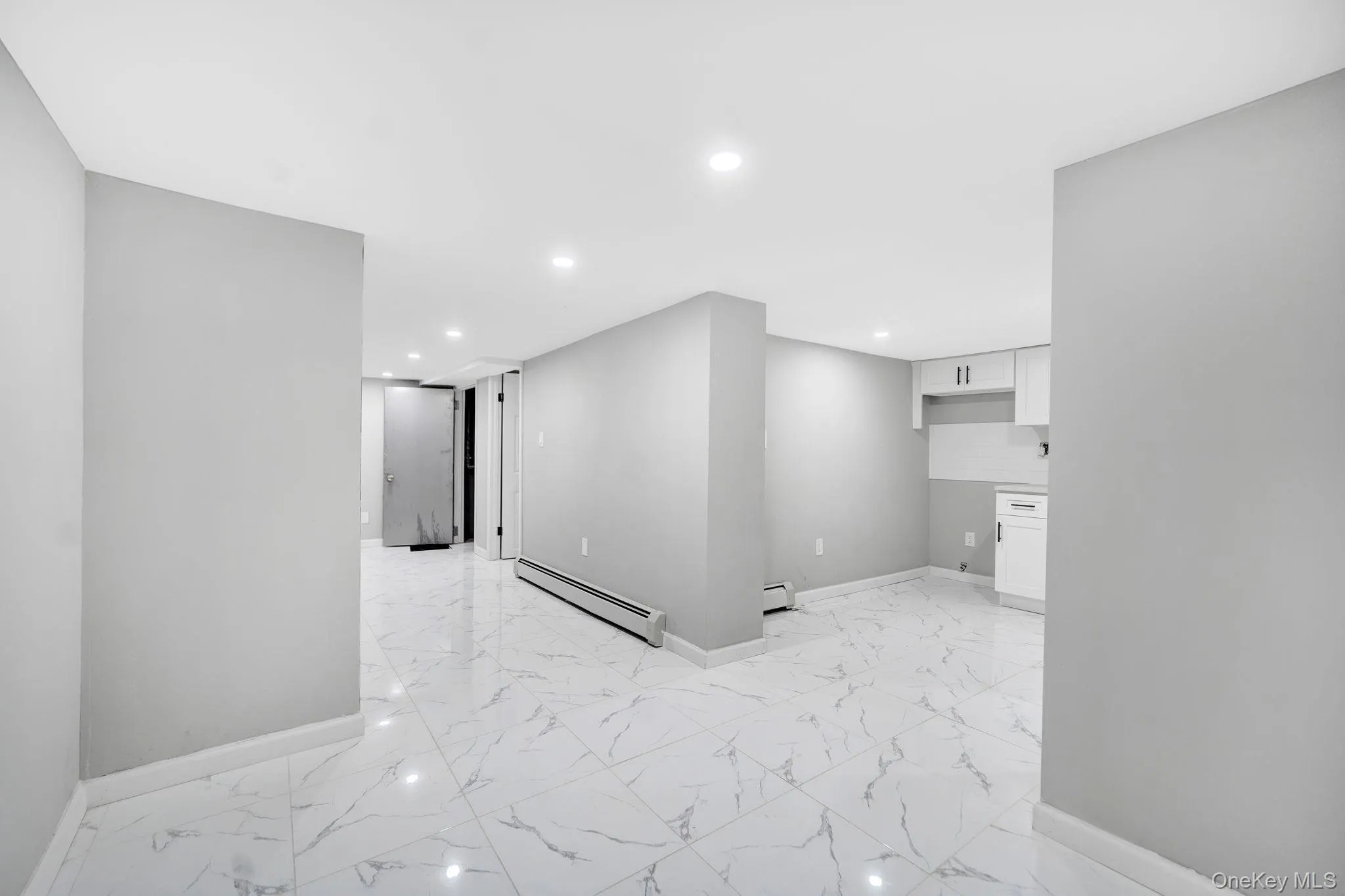 21933 Edgewood Avenue, New York, NY, 4 Bedrooms Bedrooms, ,4 BathroomsBathrooms,Residential,For Rent,Edgewood,0,1049246 21933 Edgewood Avenue, New York, NY, 4 Bedrooms Bedrooms, ,4 BathroomsBathrooms,Residential,For Rent,Edgewood,0,1049246