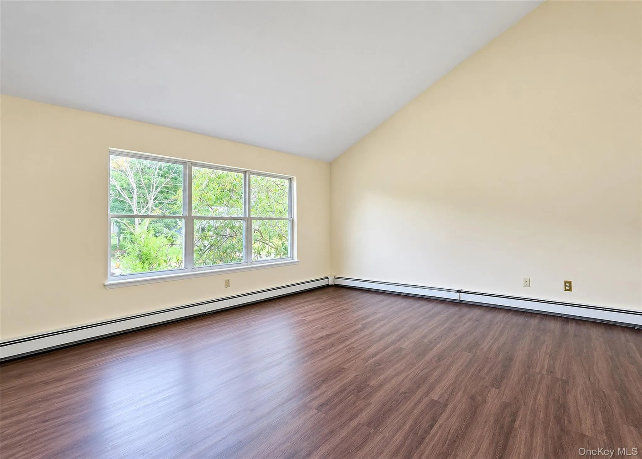 6 Gordal Lane, Brookhaven, NY, 5 Bedrooms Bedrooms, 9 Rooms Rooms,3 BathroomsBathrooms,Residential,For Rent,Gordal,0,1049249 6 Gordal Lane, Brookhaven, NY, 5 Bedrooms Bedrooms, 9 Rooms Rooms,3 BathroomsBathrooms,Residential,For Rent,Gordal,0,1049249