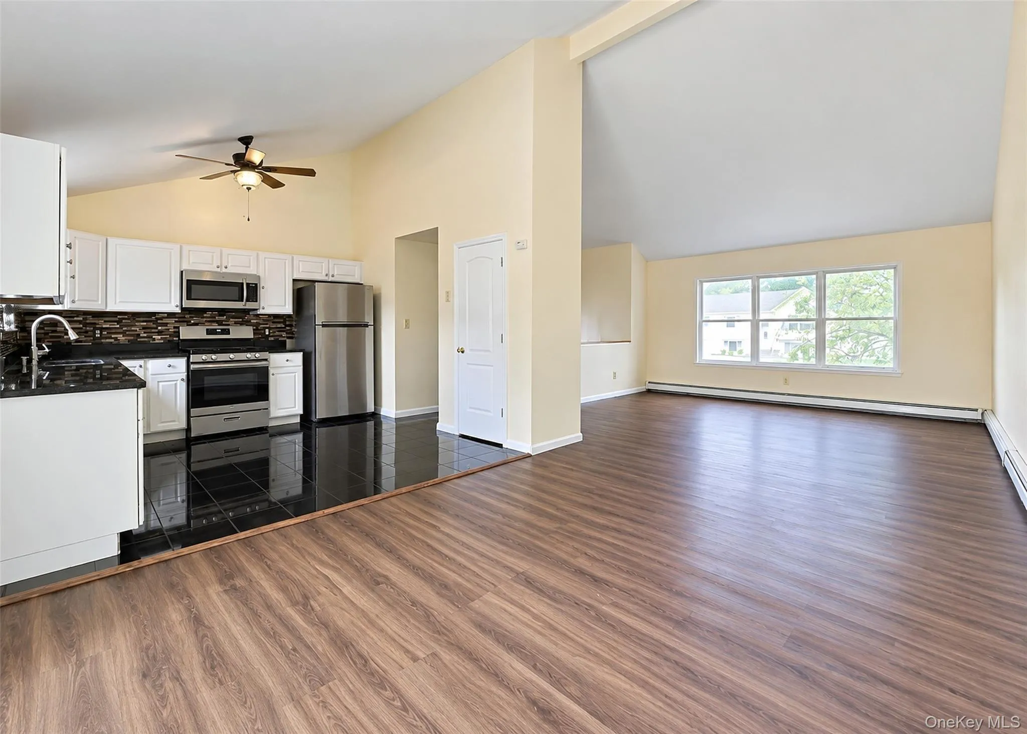 6 Gordal Lane, Brookhaven, NY, 5 Bedrooms Bedrooms, 9 Rooms Rooms,3 BathroomsBathrooms,Residential,For Rent,Gordal,0,1049249 6 Gordal Lane, Brookhaven, NY, 5 Bedrooms Bedrooms, 9 Rooms Rooms,3 BathroomsBathrooms,Residential,For Rent,Gordal,0,1049249