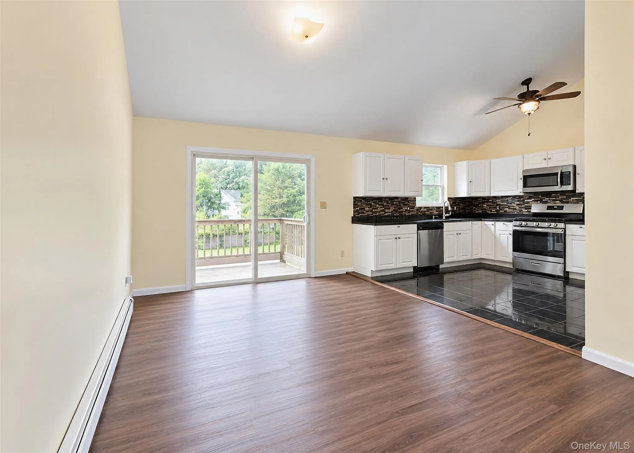 6 Gordal Lane, Brookhaven, NY, 5 Bedrooms Bedrooms, 9 Rooms Rooms,3 BathroomsBathrooms,Residential,For Rent,Gordal,0,1049249 6 Gordal Lane, Brookhaven, NY, 5 Bedrooms Bedrooms, 9 Rooms Rooms,3 BathroomsBathrooms,Residential,For Rent,Gordal,0,1049249