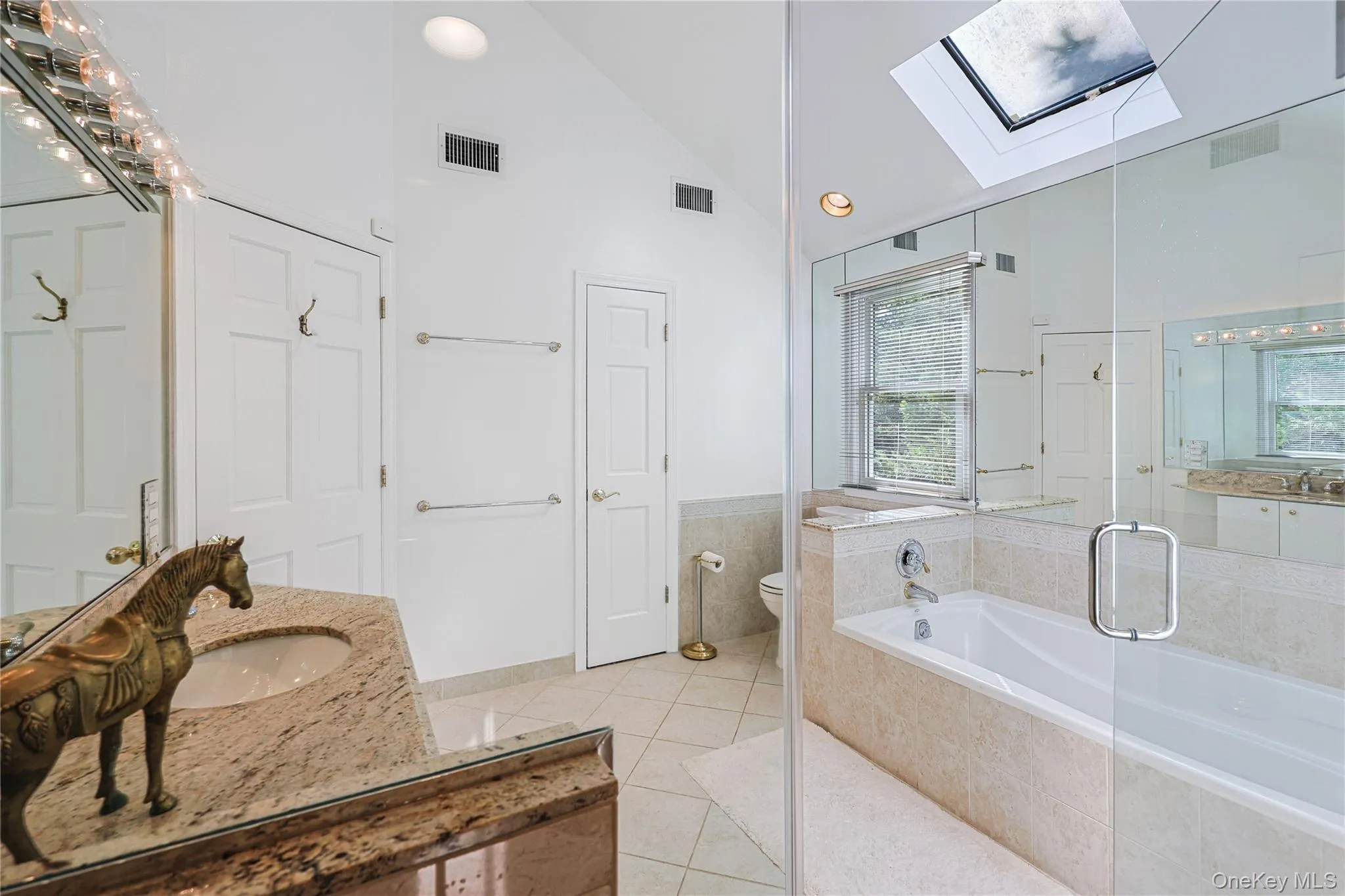 30 Old Field Lane, North Hempstead, NY, 4 Bedrooms Bedrooms, 10 Rooms Rooms,3 BathroomsBathrooms,Residential,For Rent,Old Field,0,1049250 30 Old Field Lane, North Hempstead, NY, 4 Bedrooms Bedrooms, 10 Rooms Rooms,3 BathroomsBathrooms,Residential,For Rent,Old Field,0,1049250