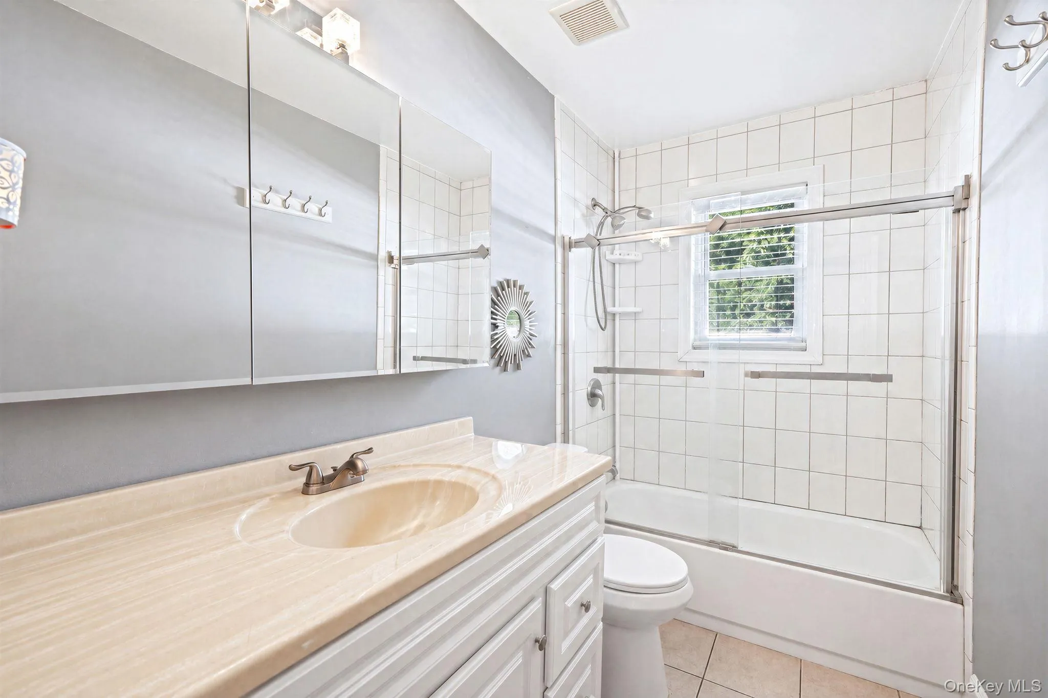 542 Agamemnon Avenue, Brookhaven, NY, 3 Bedrooms Bedrooms, 5 Rooms Rooms,1 BathroomBathrooms,Residential,For Rent,Agamemnon,0,1049252 542 Agamemnon Avenue, Brookhaven, NY, 3 Bedrooms Bedrooms, 5 Rooms Rooms,1 BathroomBathrooms,Residential,For Rent,Agamemnon,0,1049252
