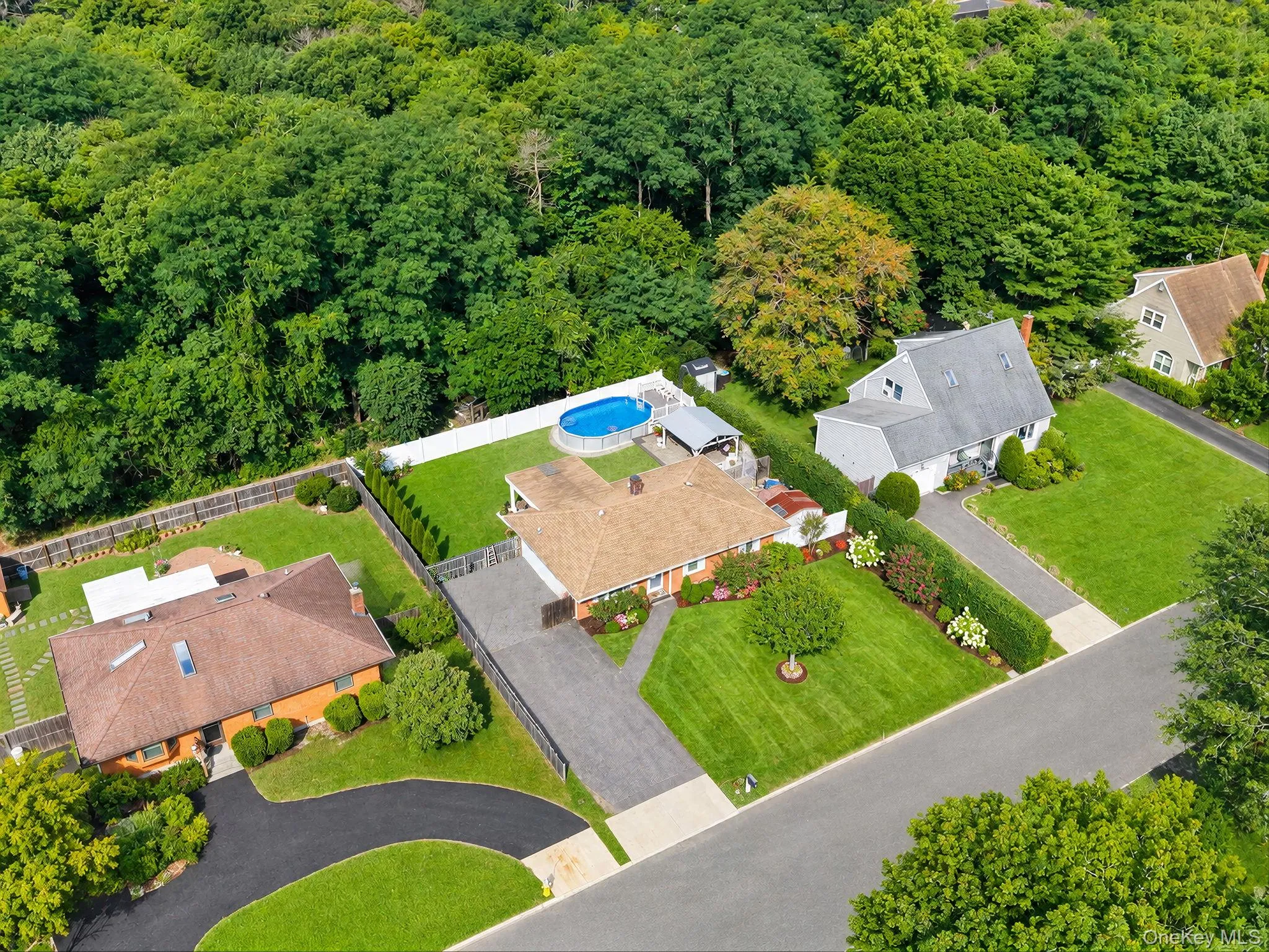 542 Agamemnon Avenue, Brookhaven, NY, 3 Bedrooms Bedrooms, 5 Rooms Rooms,1 BathroomBathrooms,Residential,For Rent,Agamemnon,0,1049252 542 Agamemnon Avenue, Brookhaven, NY, 3 Bedrooms Bedrooms, 5 Rooms Rooms,1 BathroomBathrooms,Residential,For Rent,Agamemnon,0,1049252