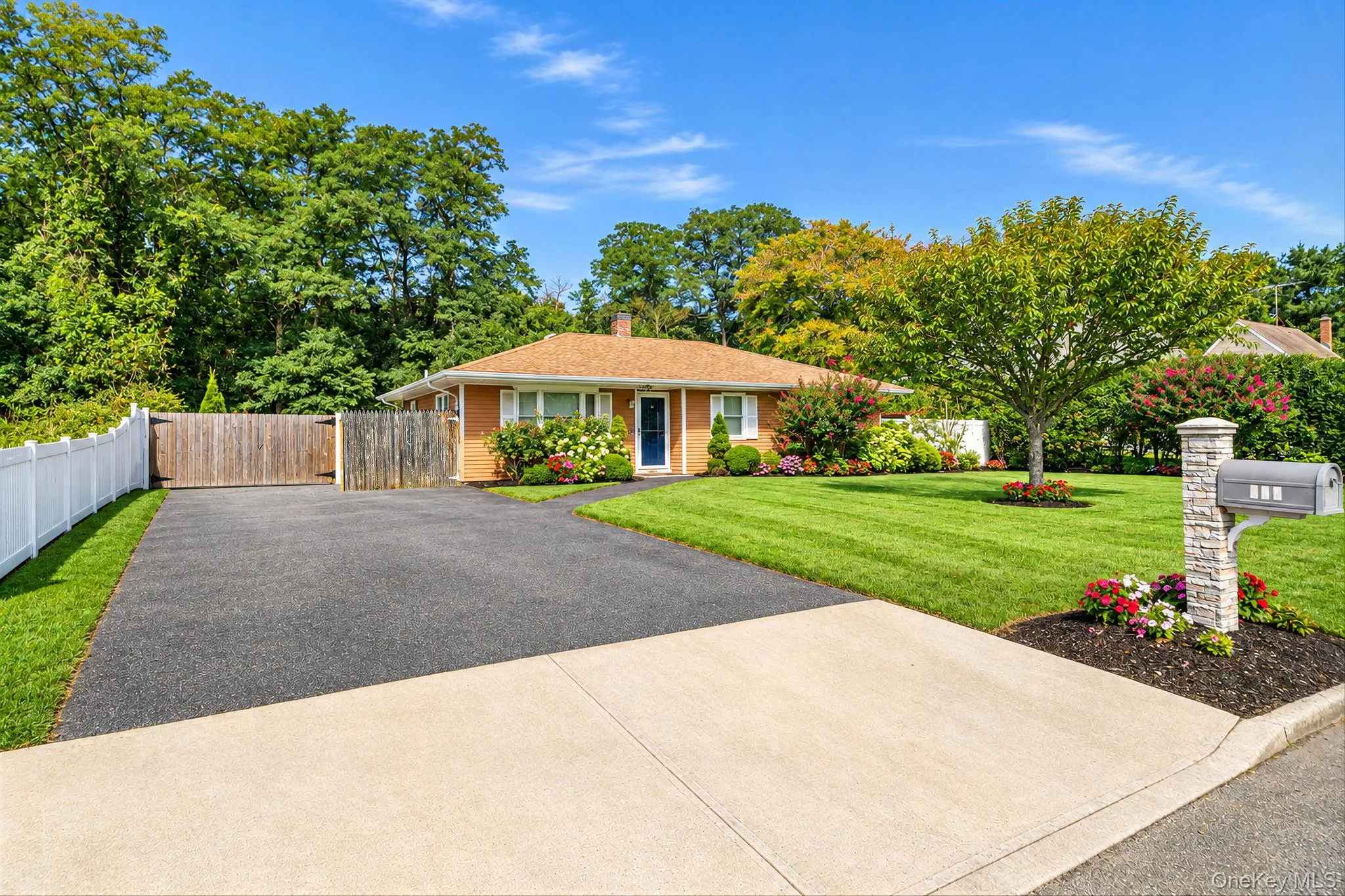 542 Agamemnon Avenue, Brookhaven, NY, 3 Bedrooms Bedrooms, 5 Rooms Rooms,1 BathroomBathrooms,Residential,For Rent,Agamemnon,0,1049252 542 Agamemnon Avenue, Brookhaven, NY, 3 Bedrooms Bedrooms, 5 Rooms Rooms,1 BathroomBathrooms,Residential,For Rent,Agamemnon,0,1049252