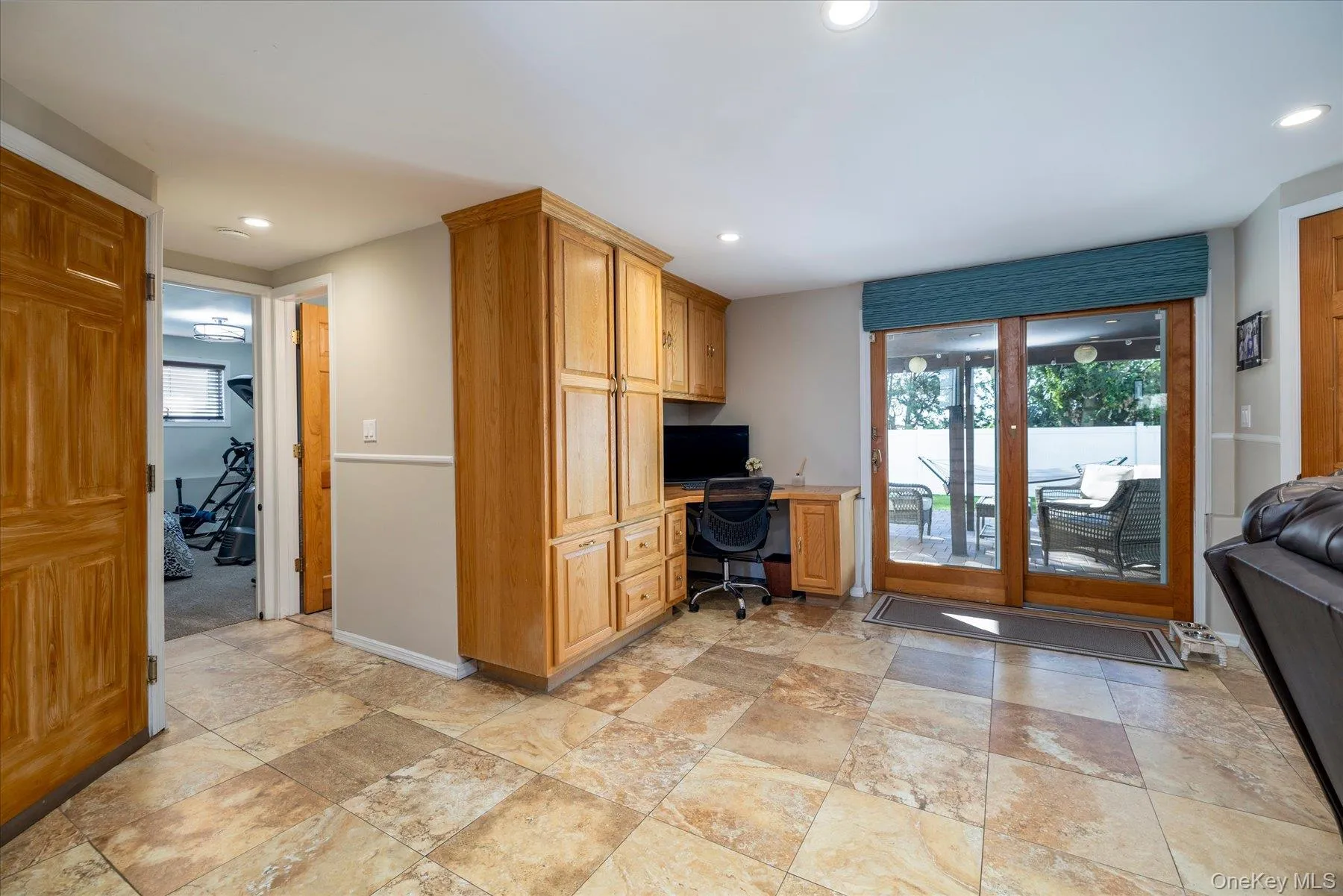 569 Links Drive, Hempstead, NY, 4 Bedrooms Bedrooms, 10 Rooms Rooms,3 BathroomsBathrooms,Residential,For Rent,Links,0,1049253 569 Links Drive, Hempstead, NY, 4 Bedrooms Bedrooms, 10 Rooms Rooms,3 BathroomsBathrooms,Residential,For Rent,Links,0,1049253
