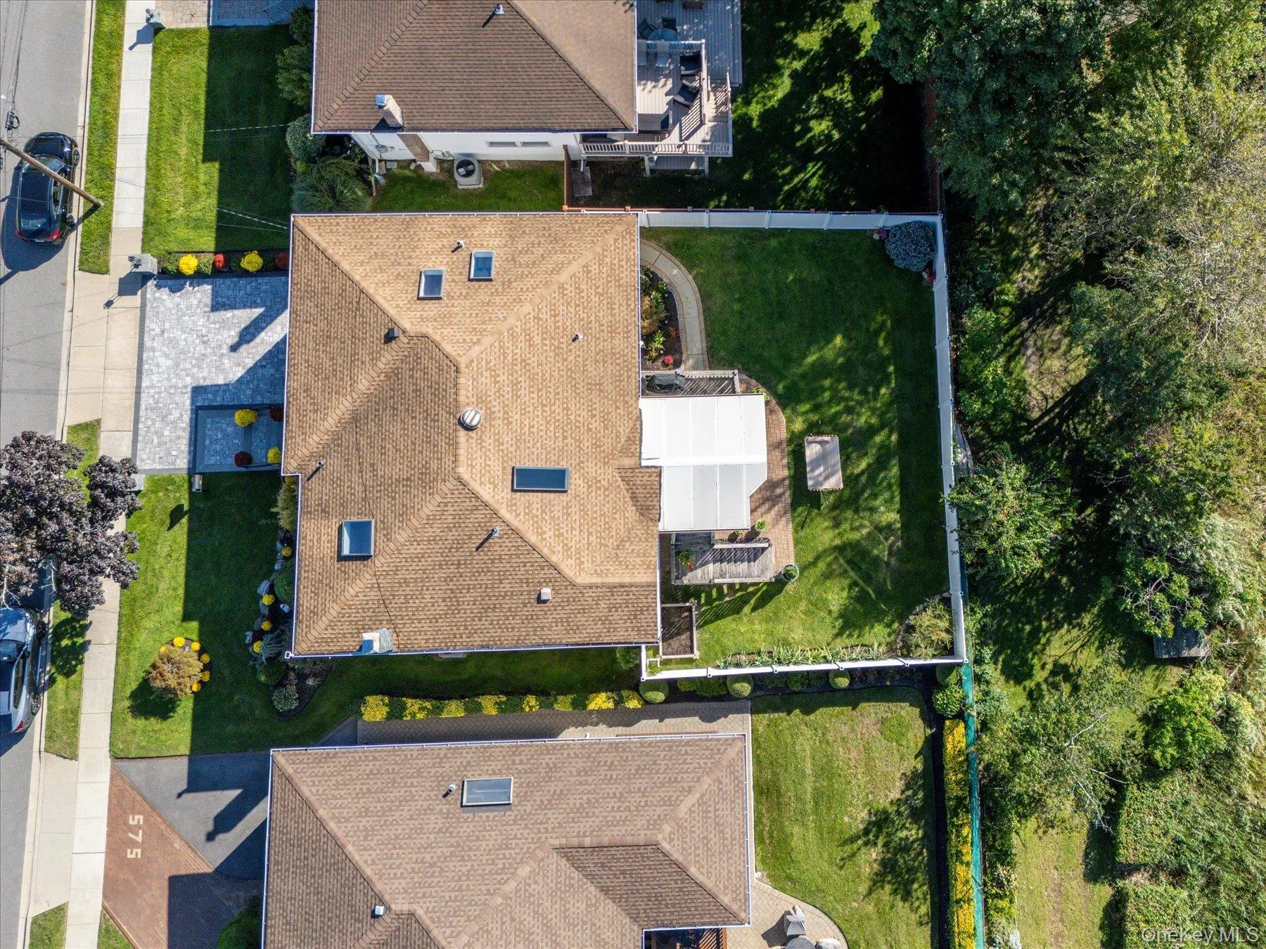 569 Links Drive, Hempstead, NY, 4 Bedrooms Bedrooms, 10 Rooms Rooms,3 BathroomsBathrooms,Residential,For Rent,Links,0,1049253 569 Links Drive, Hempstead, NY, 4 Bedrooms Bedrooms, 10 Rooms Rooms,3 BathroomsBathrooms,Residential,For Rent,Links,0,1049253