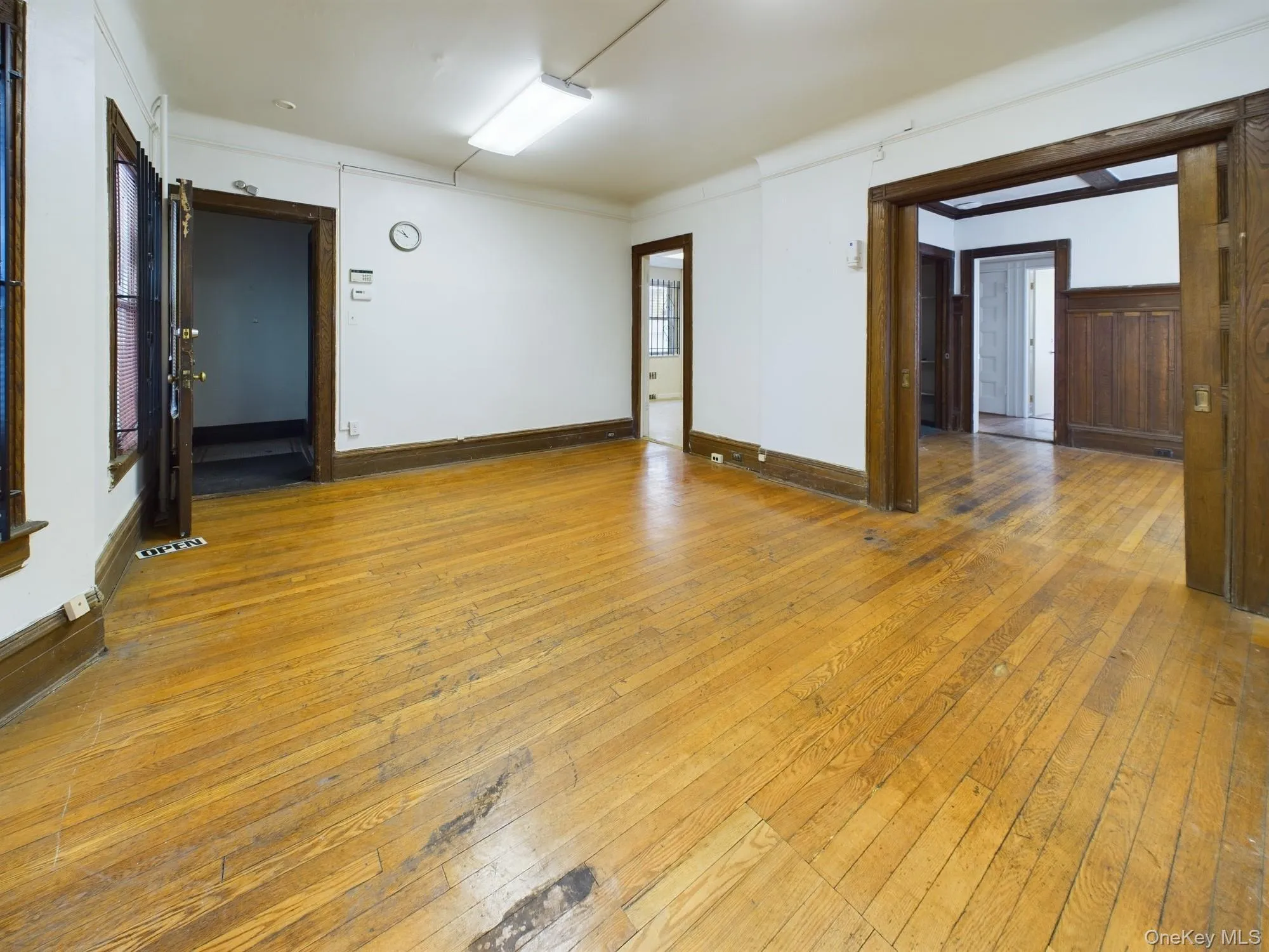1212 Glenwood Road, New York, NY, 7 Bedrooms Bedrooms, 19 Rooms Rooms,4 BathroomsBathrooms,Residential,For Rent,Glenwood,0,1049255 1212 Glenwood Road, New York, NY, 7 Bedrooms Bedrooms, 19 Rooms Rooms,4 BathroomsBathrooms,Residential,For Rent,Glenwood,0,1049255