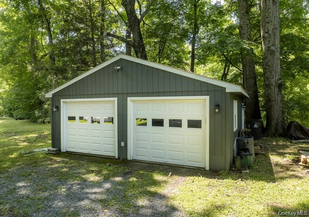 13-14 Creekside Place, Pleasant Valley, NY, 5 Bedrooms Bedrooms, 13 Rooms Rooms,4 BathroomsBathrooms,Residential,For Rent,Creekside,0,1049263 13-14 Creekside Place, Pleasant Valley, NY, 5 Bedrooms Bedrooms, 13 Rooms Rooms,4 BathroomsBathrooms,Residential,For Rent,Creekside,0,1049263