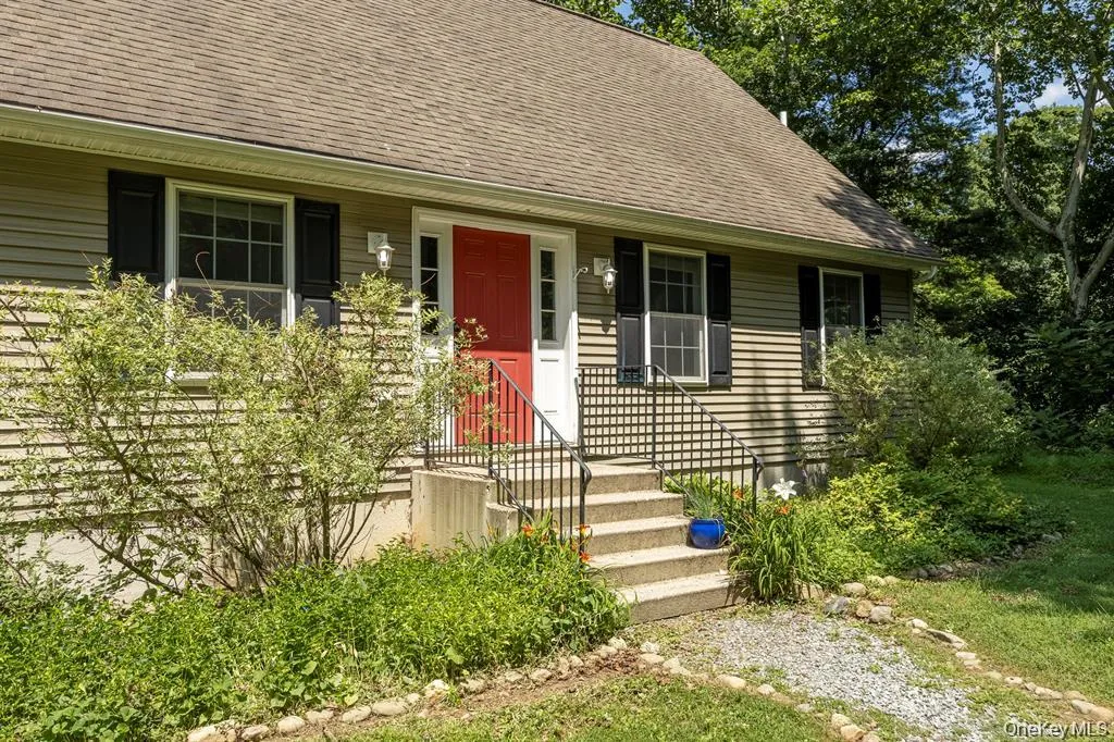 13-14 Creekside Place, Pleasant Valley, NY, 5 Bedrooms Bedrooms, 13 Rooms Rooms,4 BathroomsBathrooms,Residential,For Rent,Creekside,0,1049263 13-14 Creekside Place, Pleasant Valley, NY, 5 Bedrooms Bedrooms, 13 Rooms Rooms,4 BathroomsBathrooms,Residential,For Rent,Creekside,0,1049263