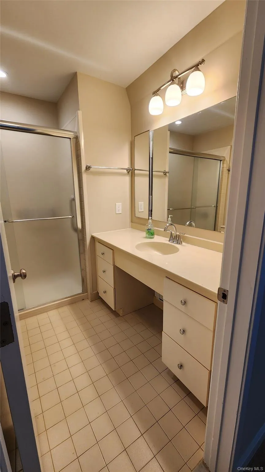 578 Heritage Hills, Somers, NY, 1 Bedroom Bedrooms, 3 Room Rooms,1 BathroomBathrooms,Residential Lease,For Rent,Heritage,0,1049264 578 Heritage Hills, Somers, NY, 1 Bedroom Bedrooms, 3 Room Rooms,1 BathroomBathrooms,Residential Lease,For Rent,Heritage,0,1049264