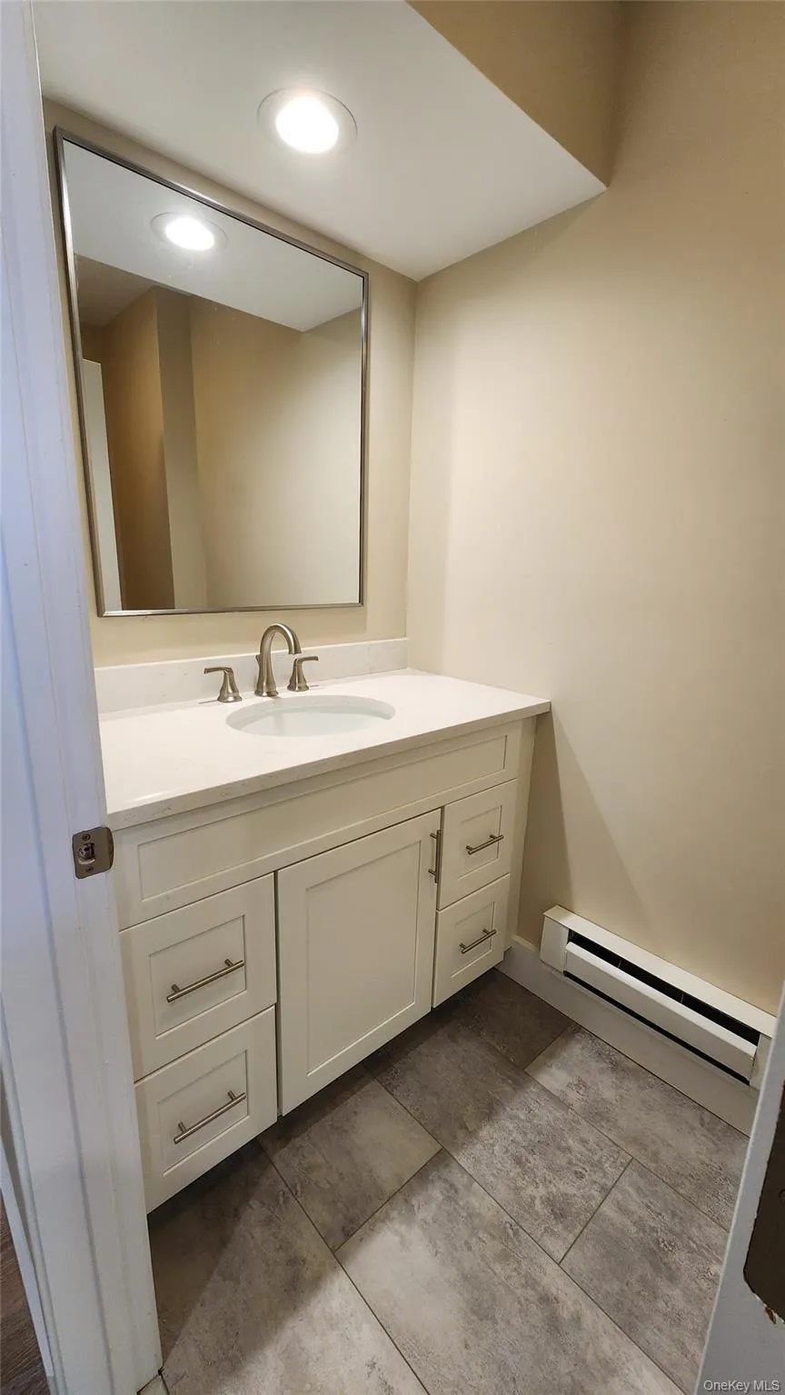 Powder room Powder room