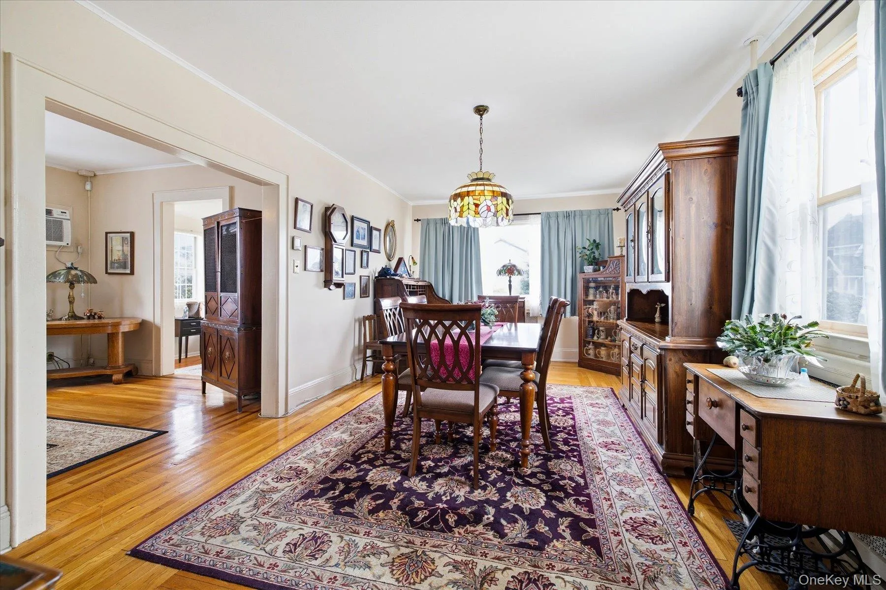 47 Chester Court, Hempstead, NY, 3 Bedrooms Bedrooms, 6 Rooms Rooms,1 BathroomBathrooms,Residential,For Rent,Chester,0,1049271 47 Chester Court, Hempstead, NY, 3 Bedrooms Bedrooms, 6 Rooms Rooms,1 BathroomBathrooms,Residential,For Rent,Chester,0,1049271