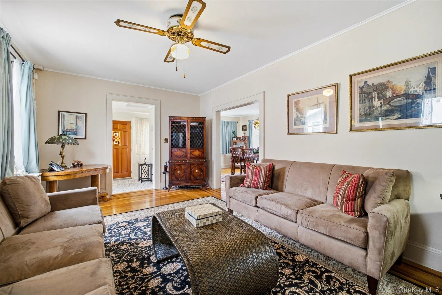 47 Chester Court, Hempstead, NY, 3 Bedrooms Bedrooms, 6 Rooms Rooms,1 BathroomBathrooms,Residential,For Rent,Chester,0,1049271 47 Chester Court, Hempstead, NY, 3 Bedrooms Bedrooms, 6 Rooms Rooms,1 BathroomBathrooms,Residential,For Rent,Chester,0,1049271