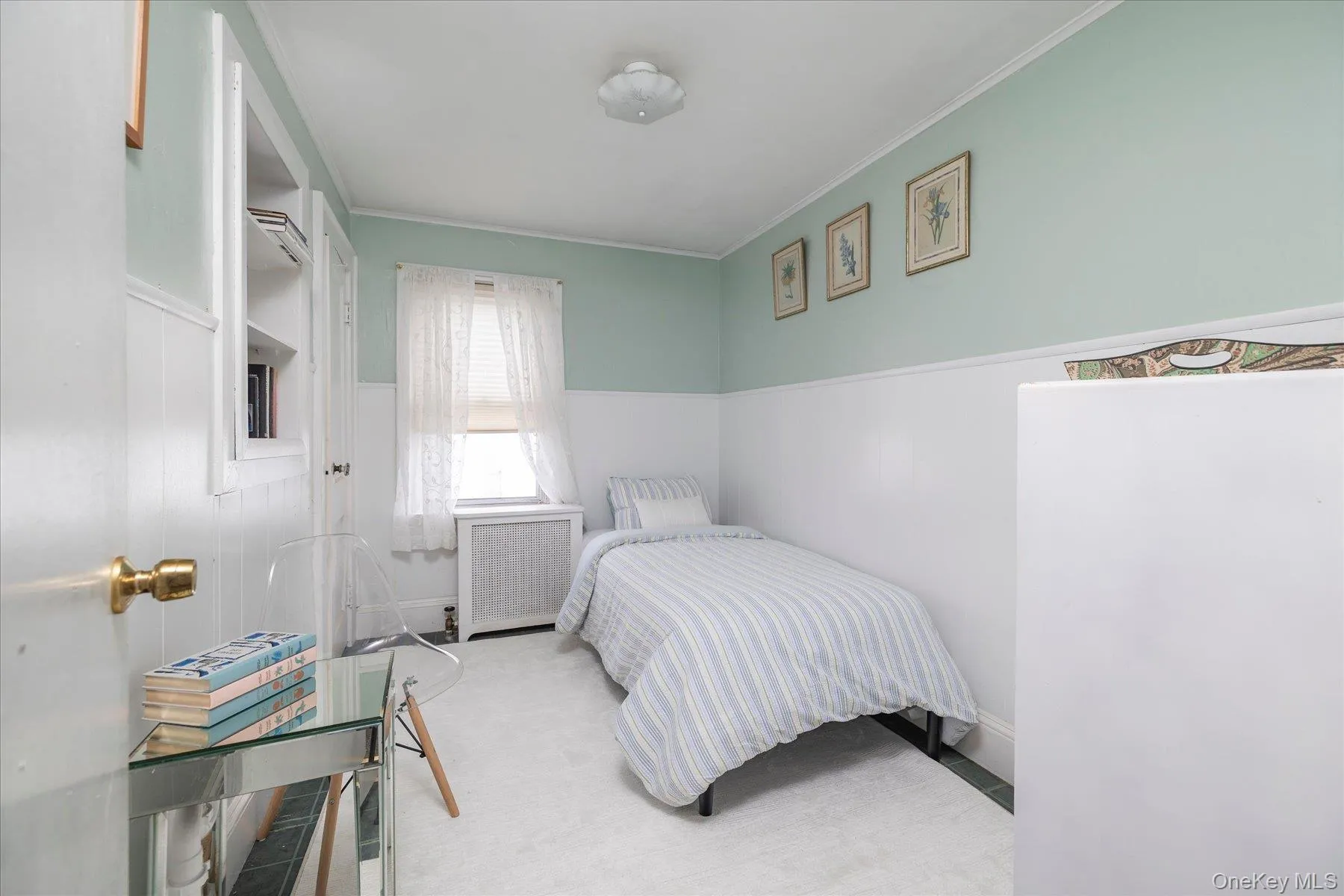 47 Chester Court, Hempstead, NY, 3 Bedrooms Bedrooms, 6 Rooms Rooms,1 BathroomBathrooms,Residential,For Rent,Chester,0,1049271 47 Chester Court, Hempstead, NY, 3 Bedrooms Bedrooms, 6 Rooms Rooms,1 BathroomBathrooms,Residential,For Rent,Chester,0,1049271