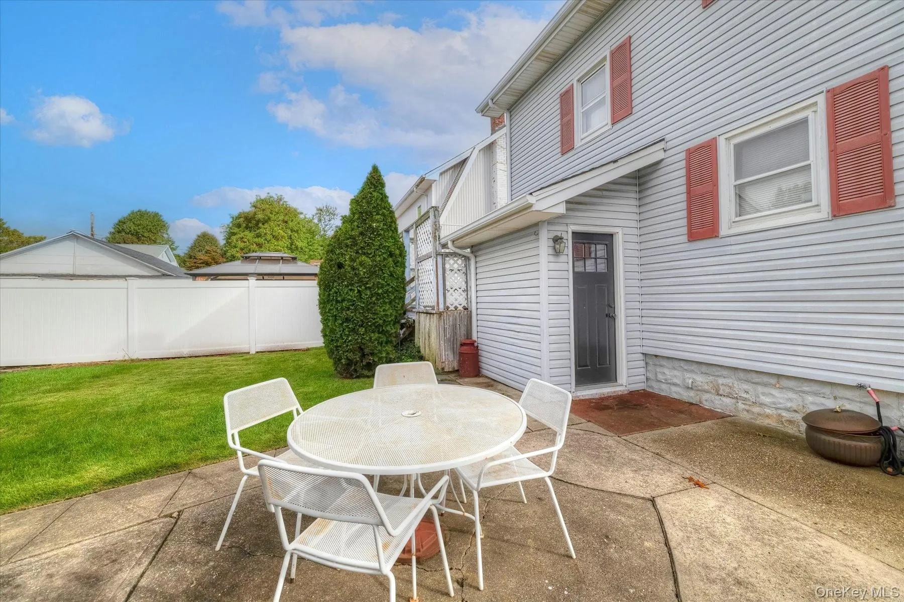 47 Chester Court, Hempstead, NY, 3 Bedrooms Bedrooms, 6 Rooms Rooms,1 BathroomBathrooms,Residential,For Rent,Chester,0,1049271 47 Chester Court, Hempstead, NY, 3 Bedrooms Bedrooms, 6 Rooms Rooms,1 BathroomBathrooms,Residential,For Rent,Chester,0,1049271
