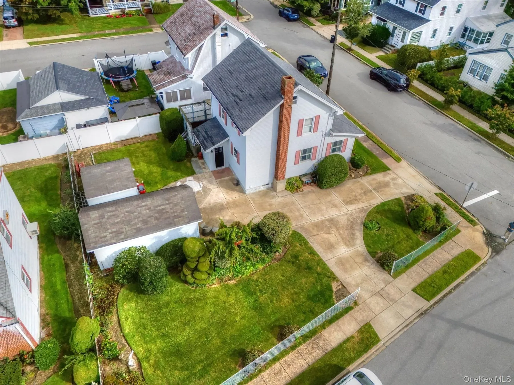 47 Chester Court, Hempstead, NY, 3 Bedrooms Bedrooms, 6 Rooms Rooms,1 BathroomBathrooms,Residential,For Rent,Chester,0,1049271 47 Chester Court, Hempstead, NY, 3 Bedrooms Bedrooms, 6 Rooms Rooms,1 BathroomBathrooms,Residential,For Rent,Chester,0,1049271